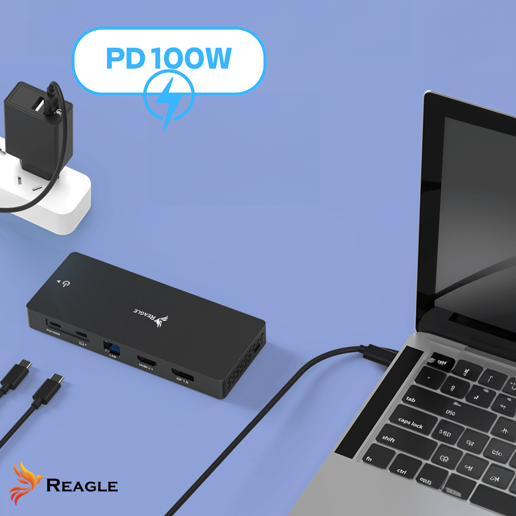 Laptop podłączony do czarnego huba USB-C, zasilacza i kabli. Tekst PD 100W w tle.