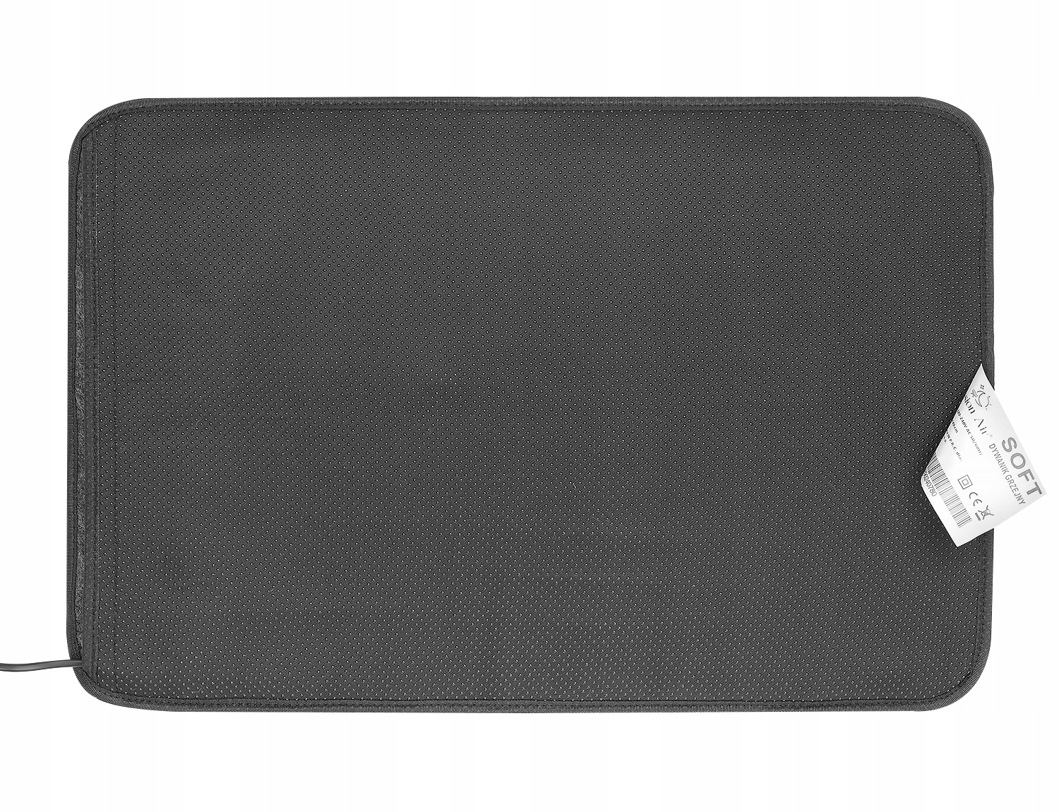 Prostokątna, ciemnoszara mata grzewcza. Biała etykieta z tekstem i kodem kreskowym jest przymocowana do prawego rogu. Czarny kabel wychodzi z lewej strony.