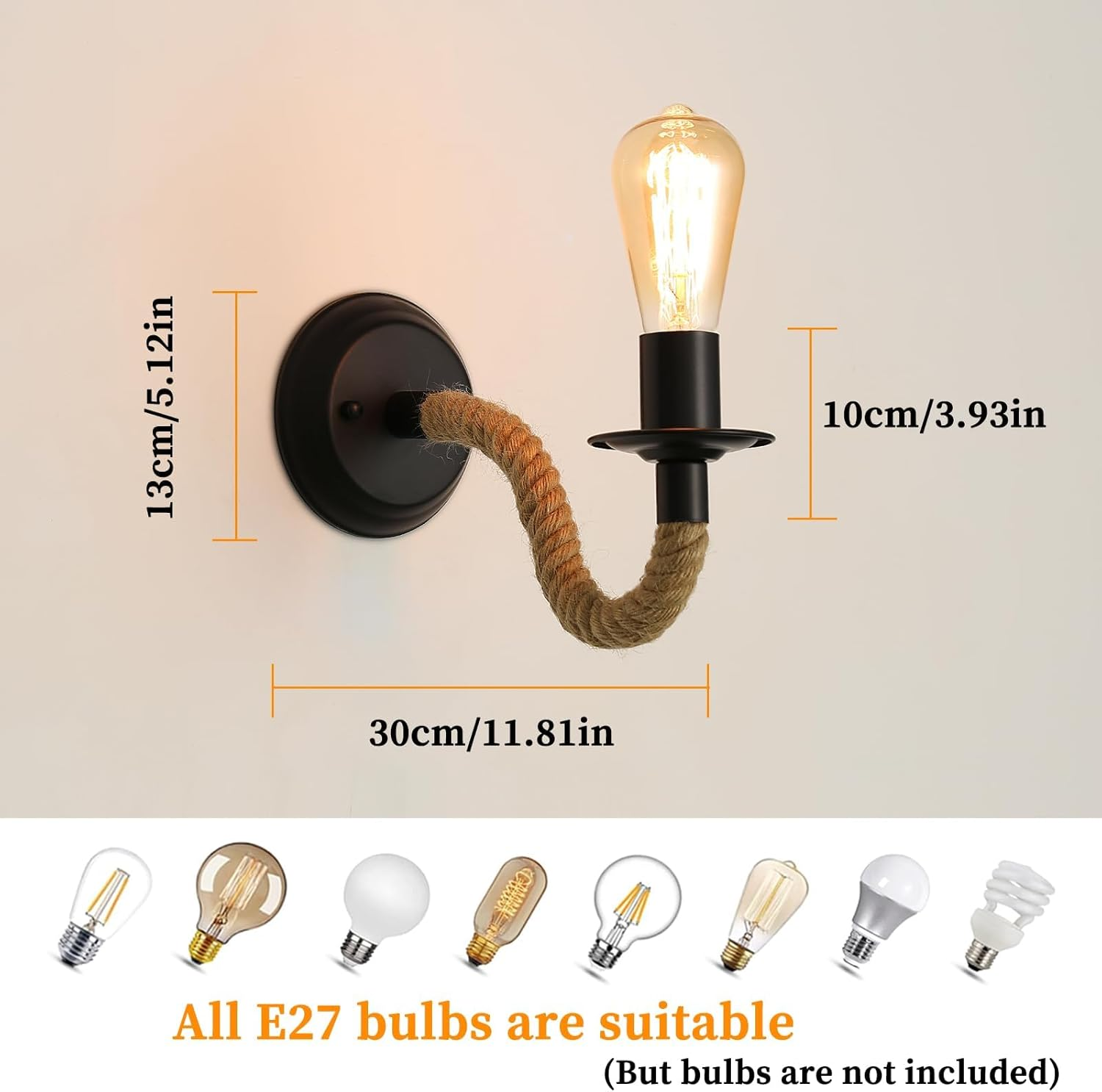 Eine Vintage-Wandlampe mit einer Edison-Glühbirne. Sie hat einen schwarzen Sockel, einen Seilarm und beschriftete Abmessungen. Text: Alle E27-Glühbirnen sind geeignet.