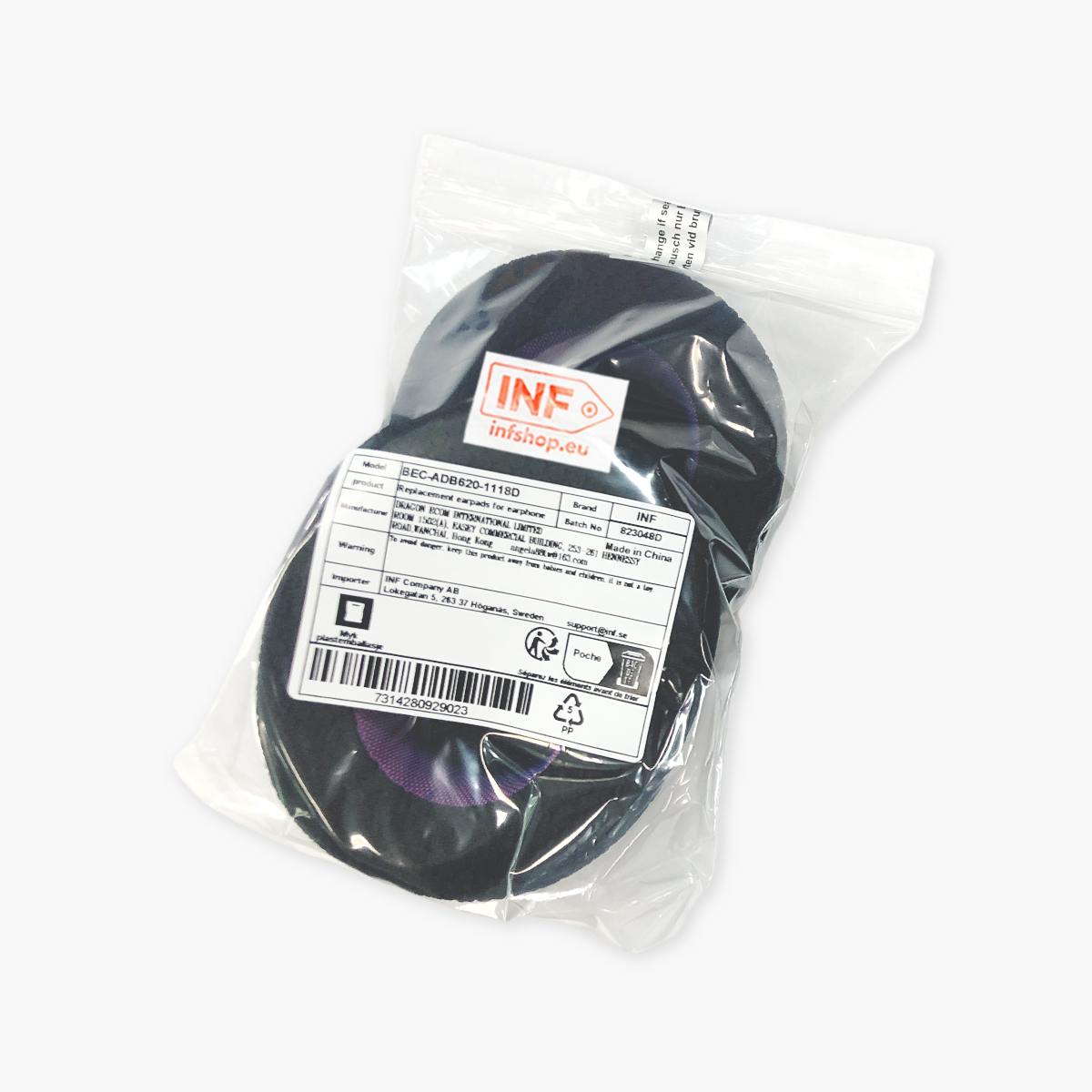 Wymienne wkładki do słuchawek w przezroczystej plastikowej torbie z etykietą produktu.