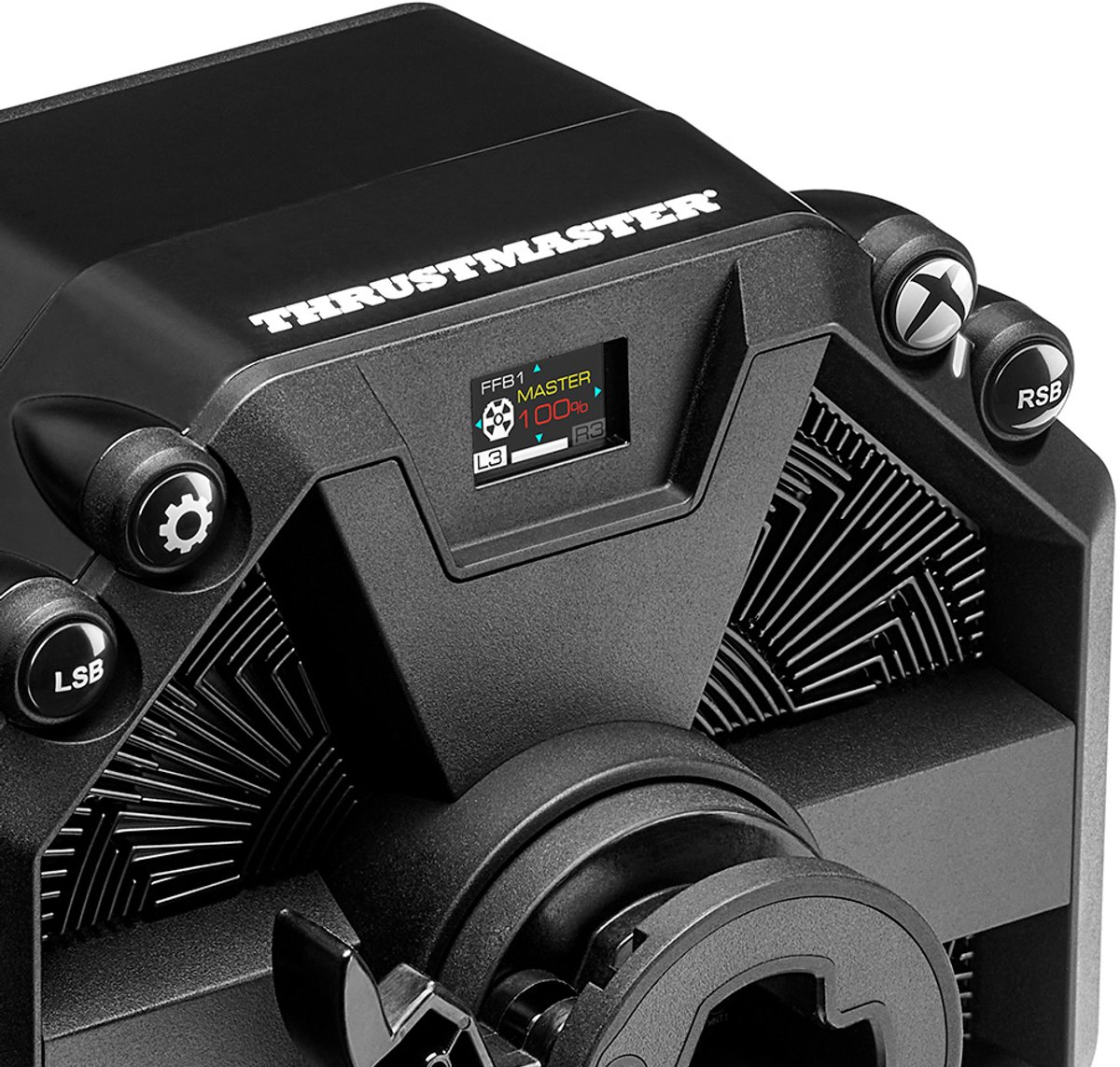 Gros plan sur un volant de course Thrustmaster noir. Il comporte plusieurs boutons, un écran d'informations et le logo Thrustmaster.