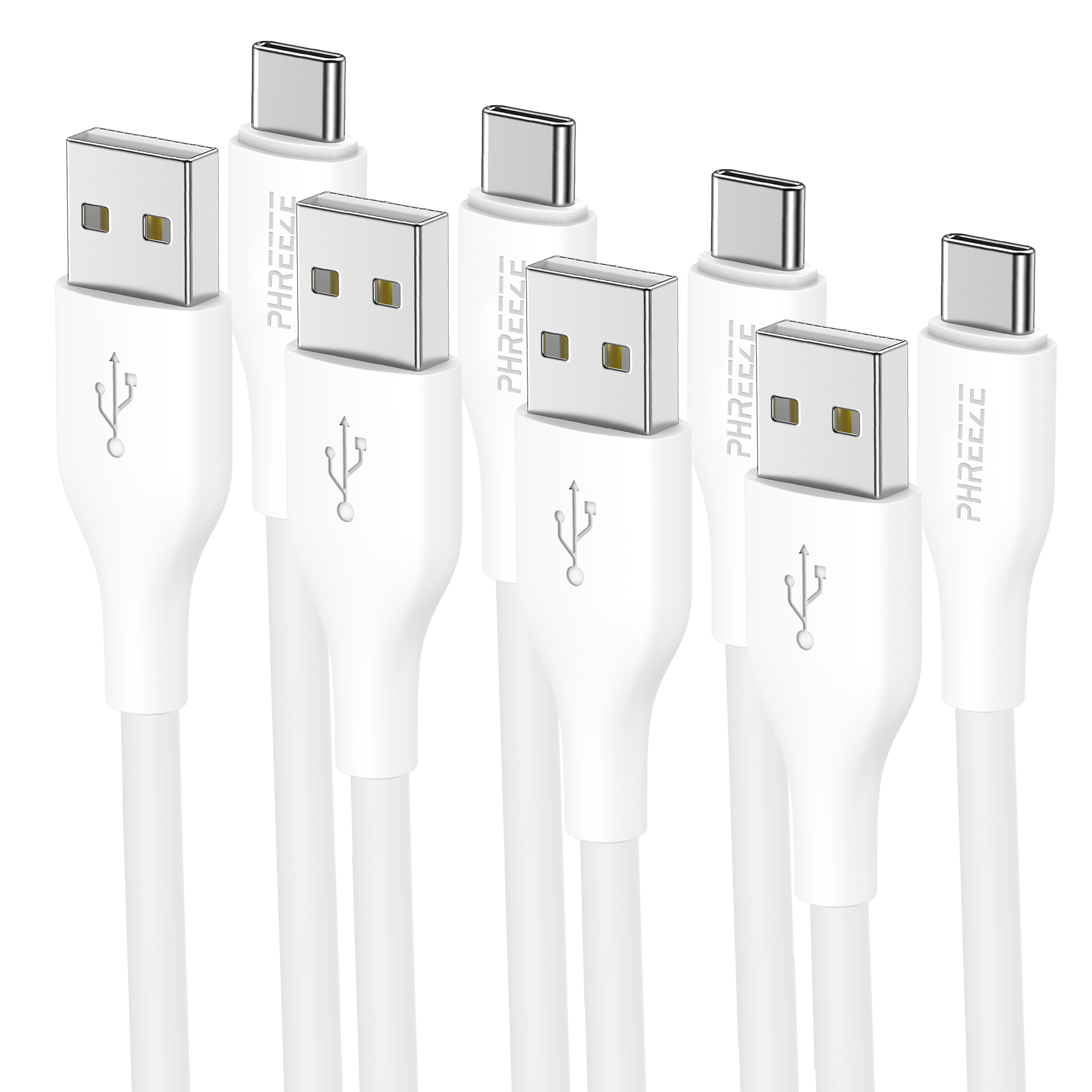 Witte USB-kabels met USB-A- en USB-C-connectoren tegen een witte achtergrond.