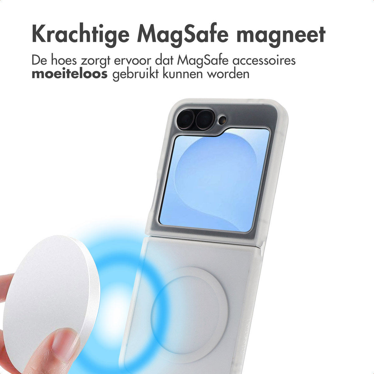 Een telefoonhoesje en een witte magnetische schijf in de buurt van een telefoon, met een blauw magnetisch veldeffect. Tekst: Krachtige MagSafe magneet.