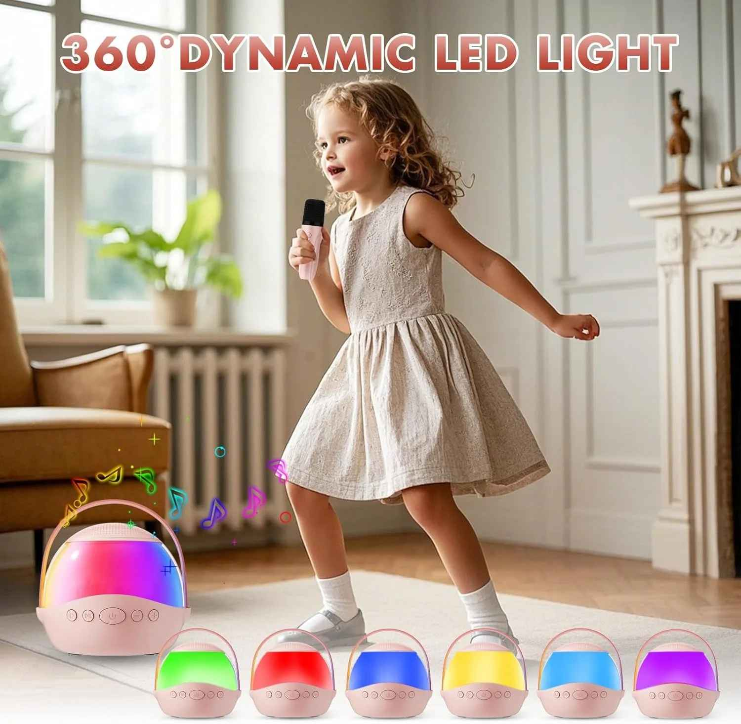 Ein Mädchen singt in ein Mikrofon. Bunte Lichter und Lautsprecher sind im Vordergrund. Der Hintergrund zeigt ein Wohnzimmer.