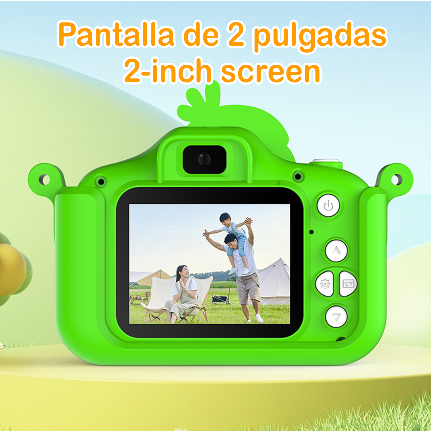 Fotocamera verde con display che mostra una famiglia in campeggio. Il testo in alto dice 'Schermo da 2 pollici'.