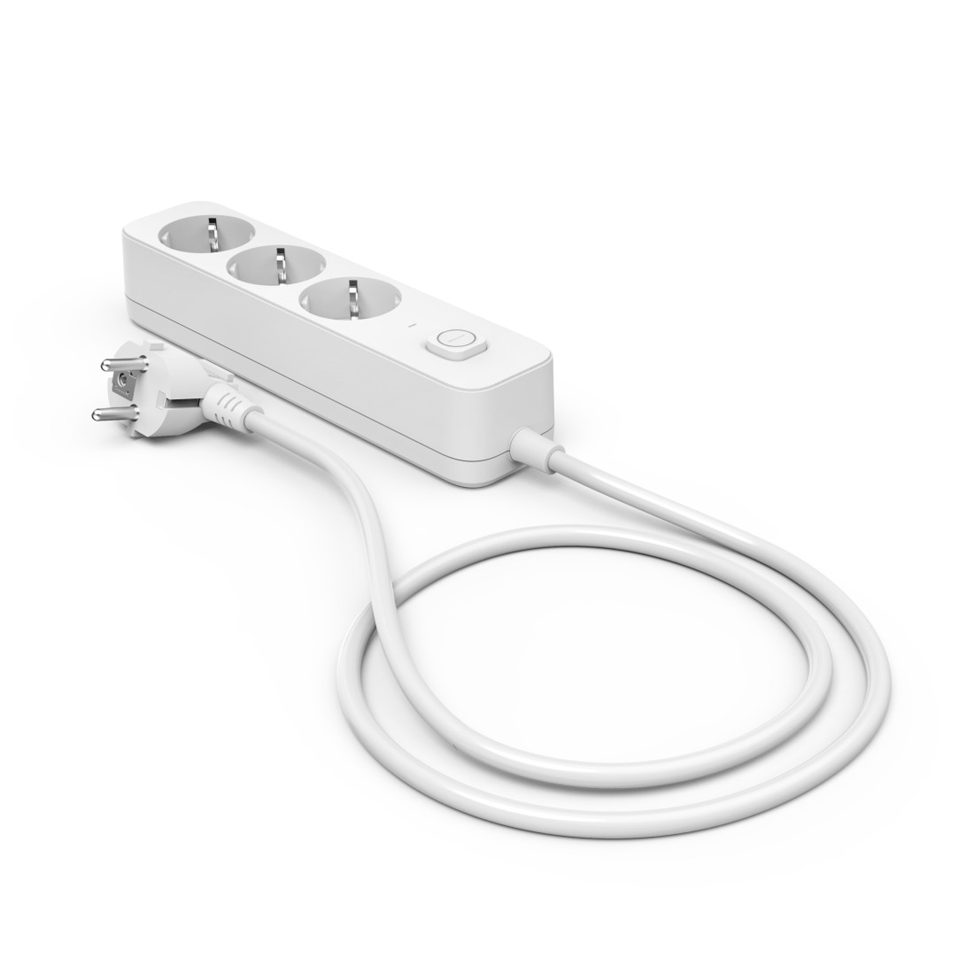 Ein weißes Verlängerungskabel mit drei Steckdosen, einem Einschaltknopf und einem Stecker. Das Kabel ist geschlungen.
