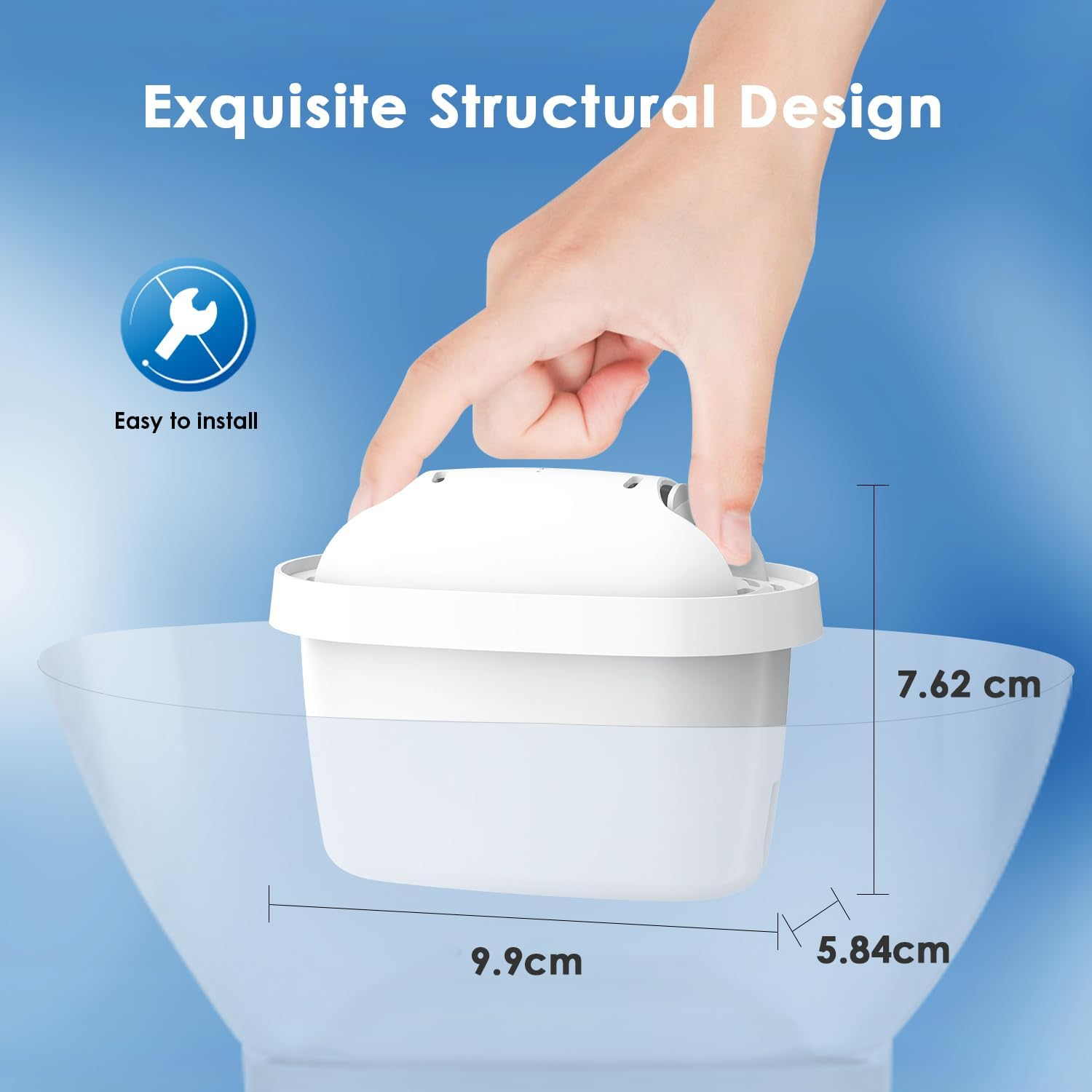 Eine Hand hält einen weißen Wasserfilter. Maße: 9,9 cm, 7,62 cm und 5,84 cm. Text lautet 'Exquisite Structural Design' und 'Easy to install'.