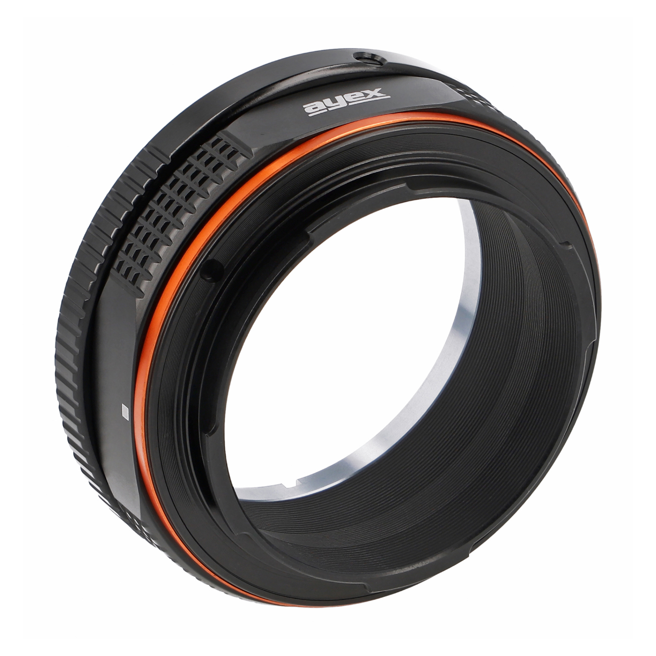 Ein schwarzer Kameraobjektivadapter mit einem orangefarbenen Ring und dem Markennamen 'ayex' ist sichtbar. Der Adapter befindet sich auf weißem Hintergrund.