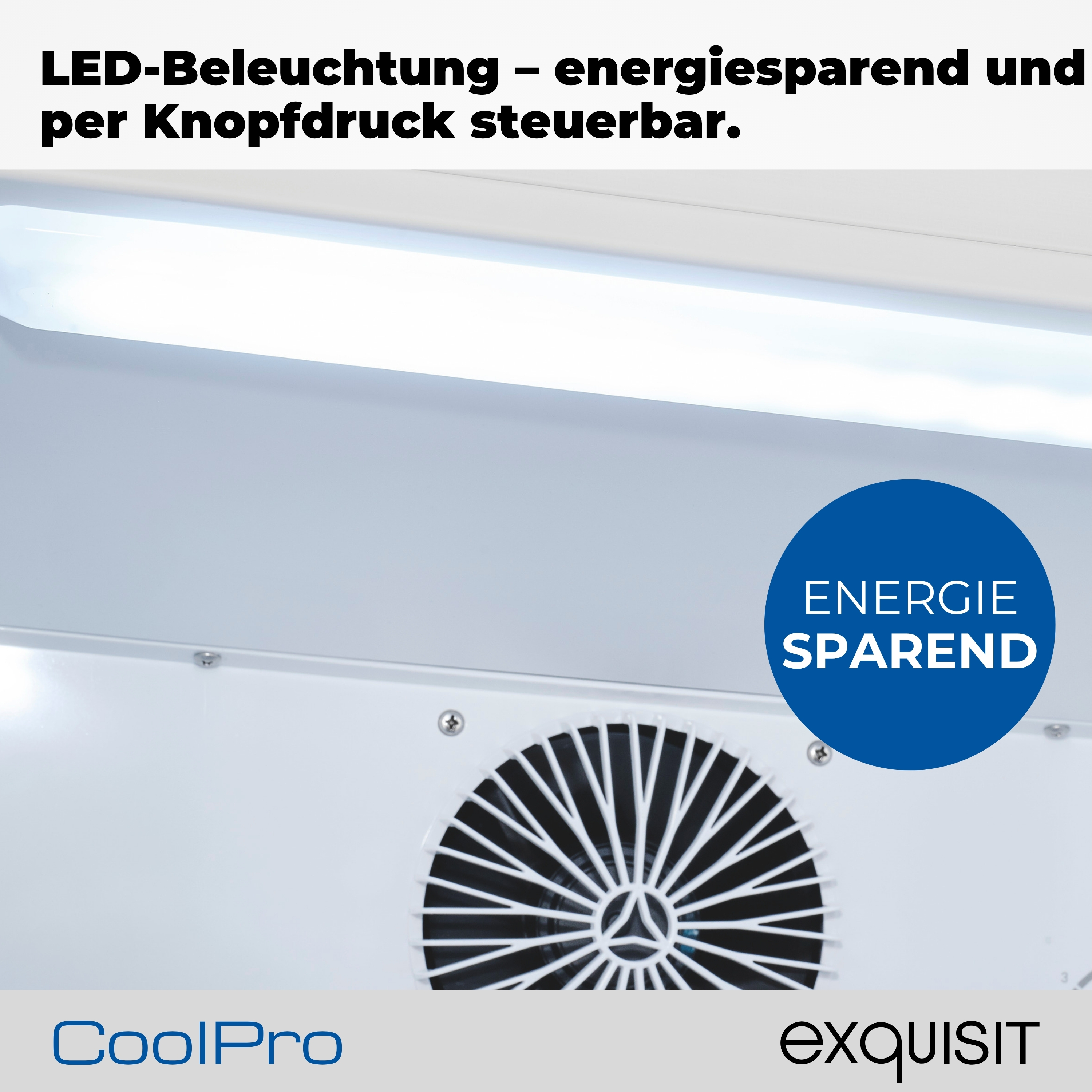 Ein weißes Geräteinnere mit Energiesparlabel, Lüfter und dem Markennamen 'exquisit'.