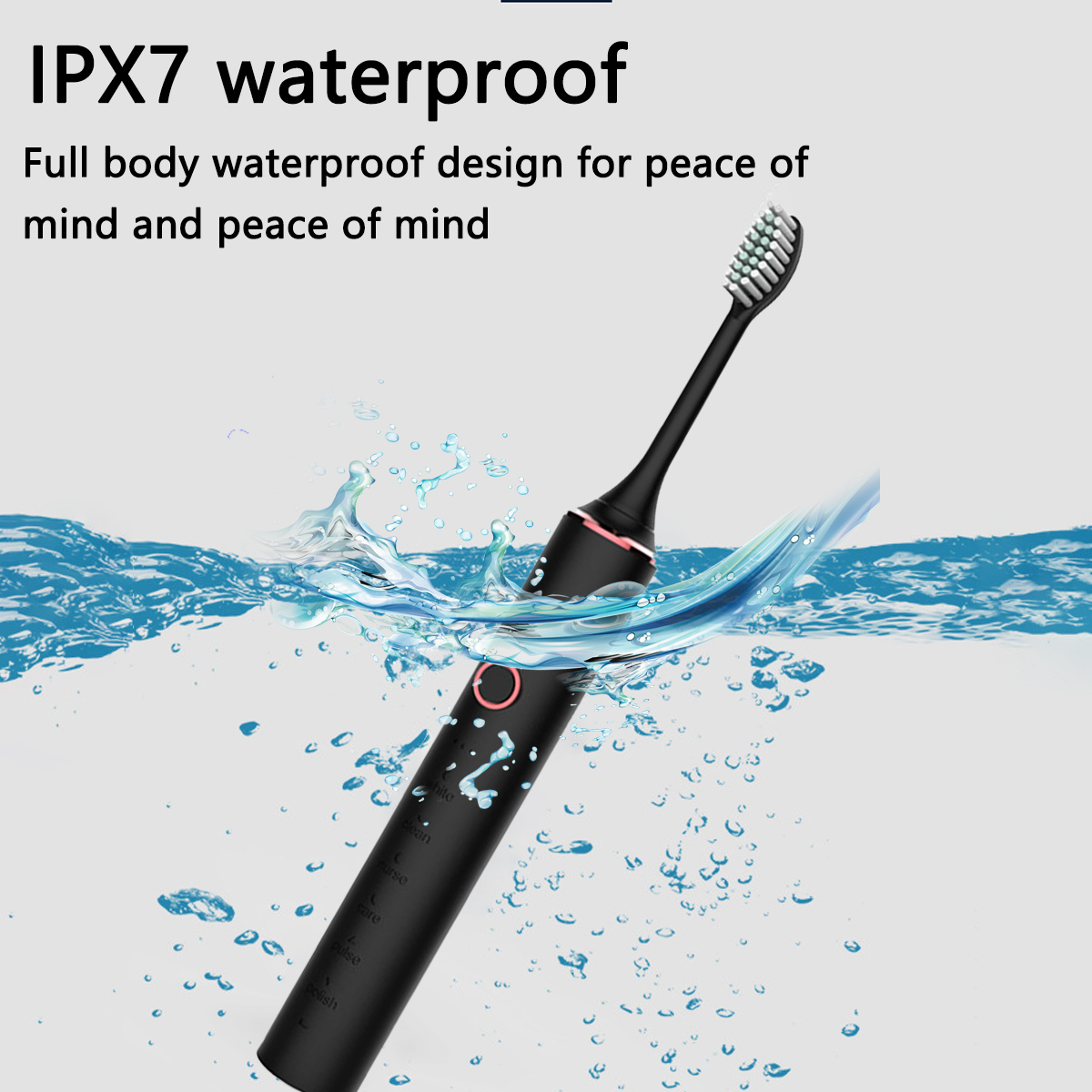 Eine schwarze elektrische Zahnbürste in Wasser getaucht, zeigt Wassertropfen und -spritzer. Die Zahnbürste hat einen rosa Knopf und weiße Borsten.