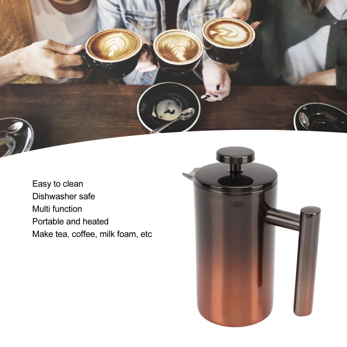 Drei Personen halten Kaffeetassen mit Latte Art. Eine Kaffeepresse ist im Vordergrund. Text: Leicht zu reinigen, spülmaschinenfest usw.
