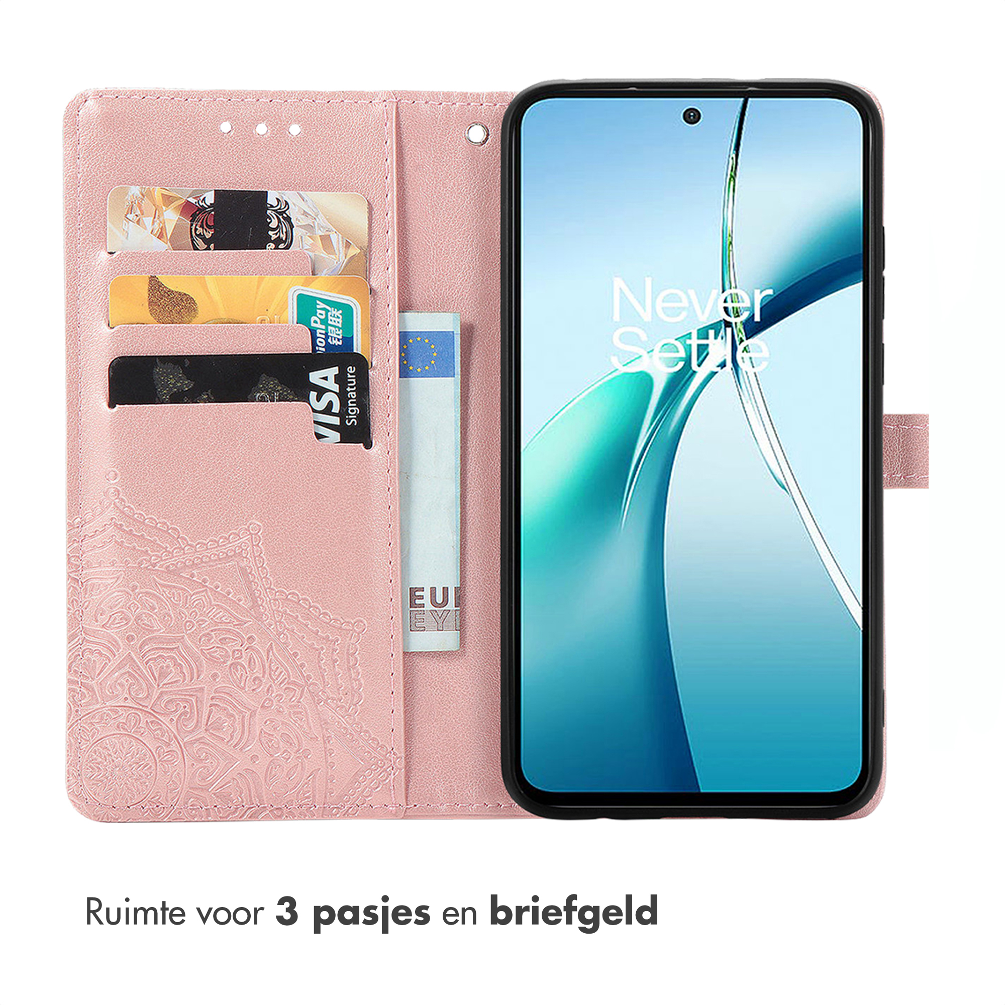 Étui de téléphone rose avec téléphone. L'étui comporte des fentes pour cartes et de l'argent. Le téléphone affiche 'Never Settle'.