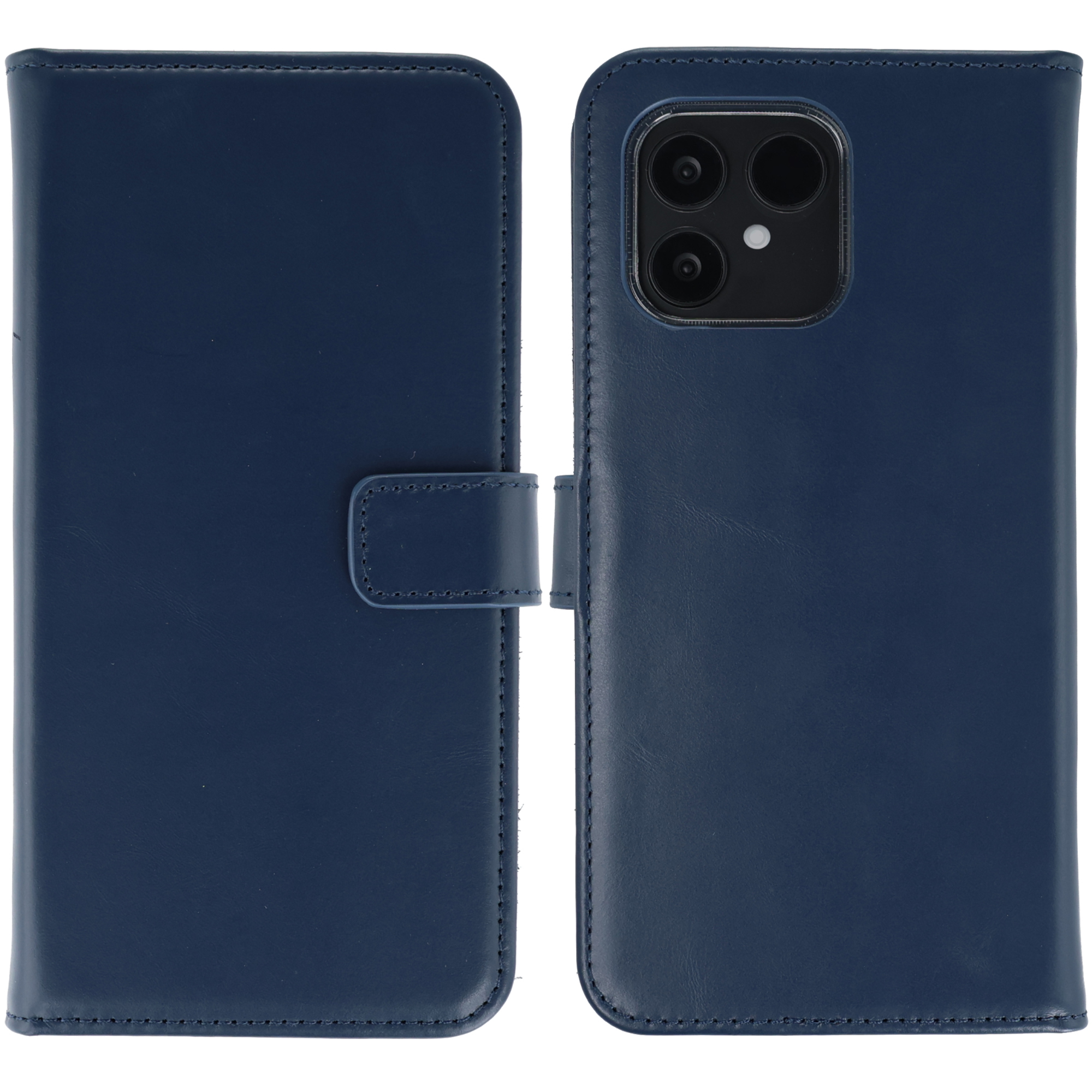 Een marineblauwe leren telefoonhoes, open. Het heeft een flap en een magnetische sluiting. De camera is rechts zichtbaar.
