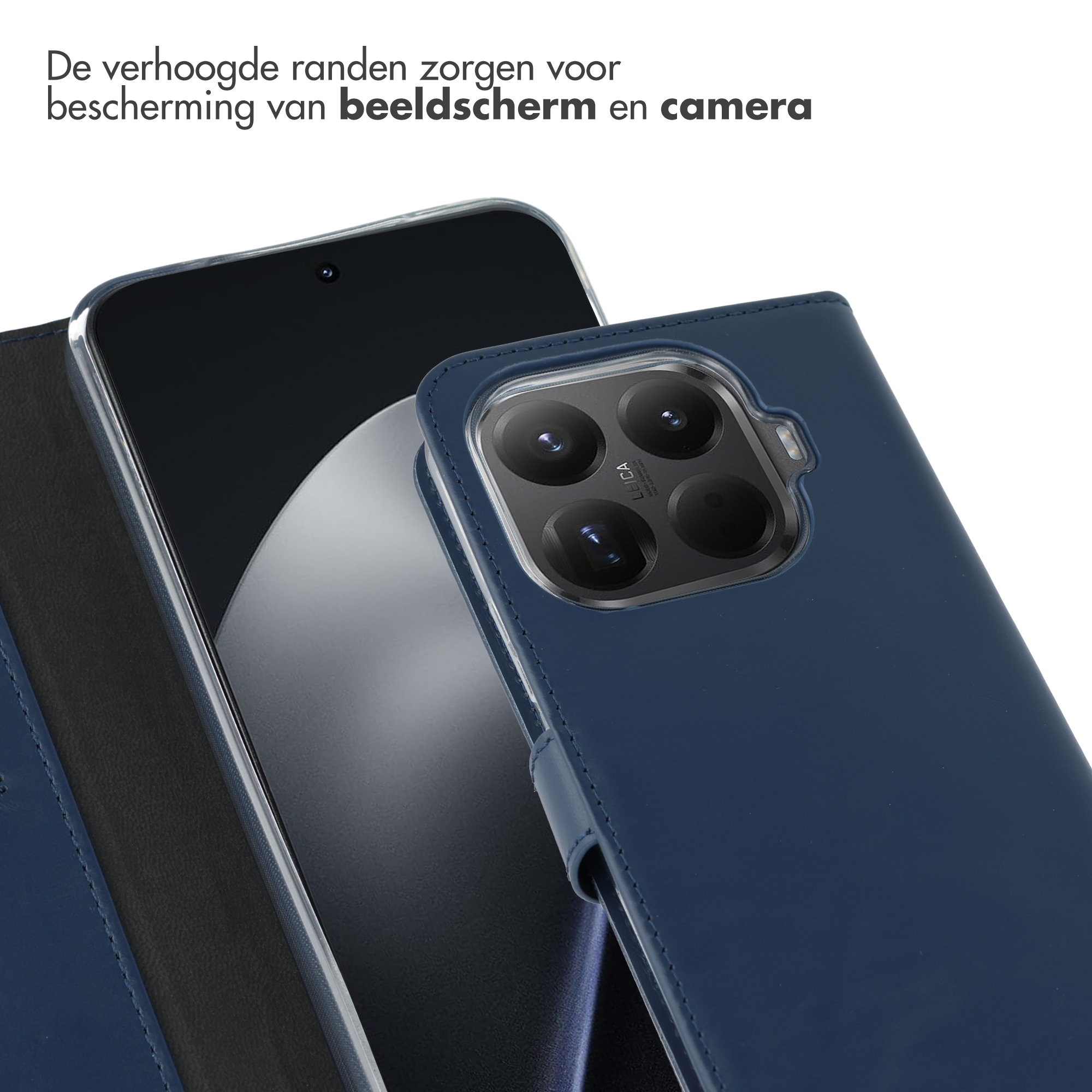 Blauwe telefoonhoes met telefoon. De hoes heeft een camera-uitsparing en beschermt het scherm.