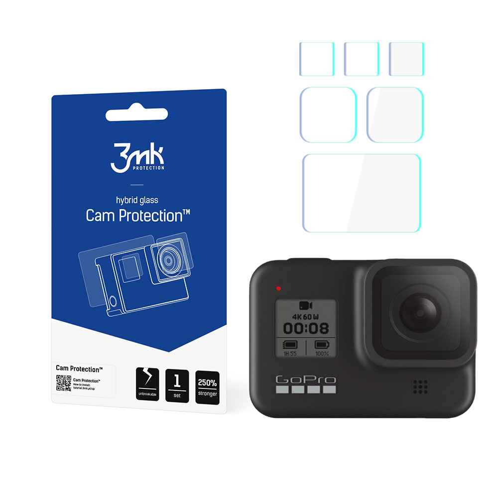 Una fotocamera GoPro, protezioni per lo schermo e una scatola 3mk Cam Protection sono esposte su sfondo bianco. La fotocamera è nera.