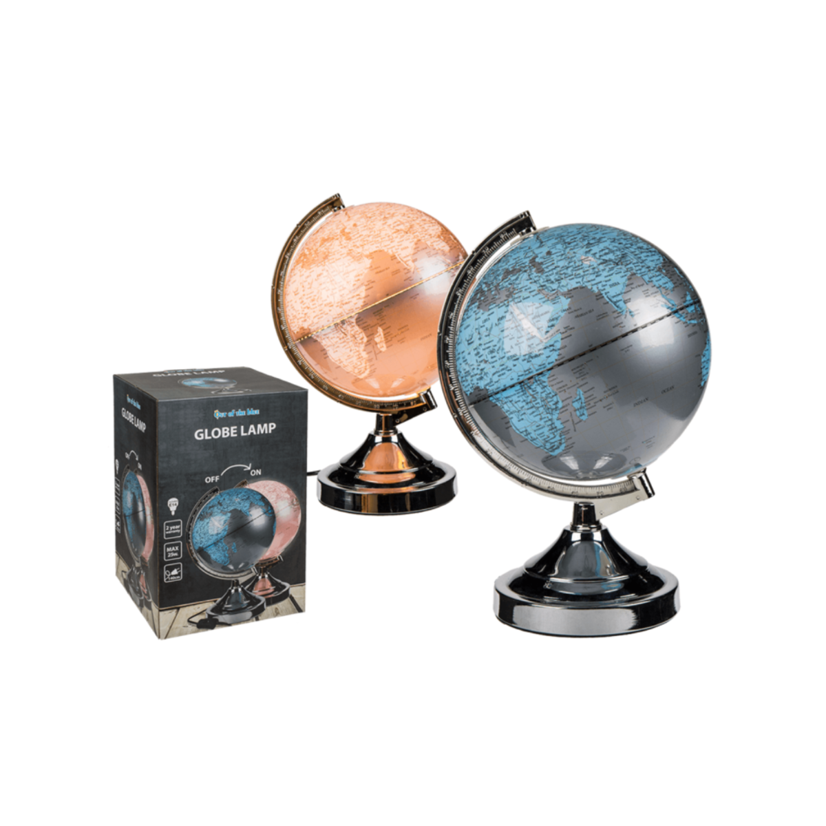 Drie globes, twee verlicht met kaarten, een in een doos. De globes staan op standaards. De doos zegt 'Globe Lamp'.