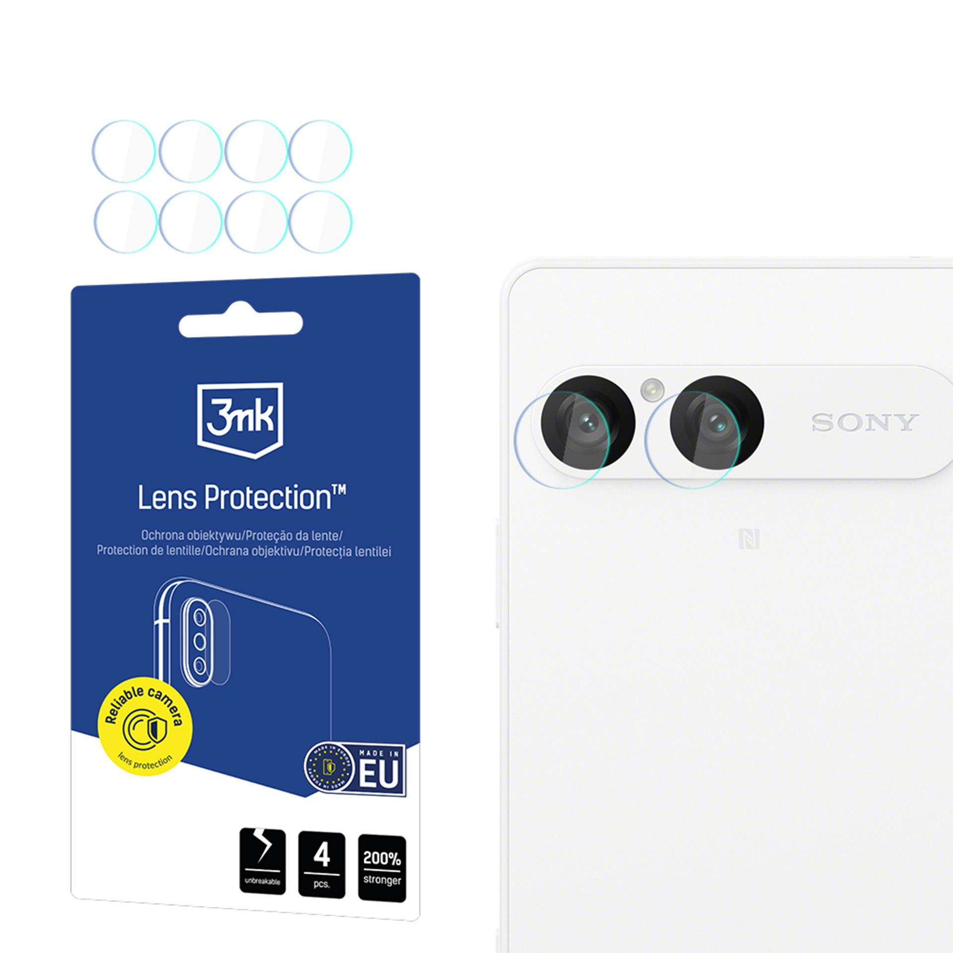 Un kit di protezione dell'obiettivo del telefono con un telefono, lenti e confezione. Il telefono ha il logo Sony.