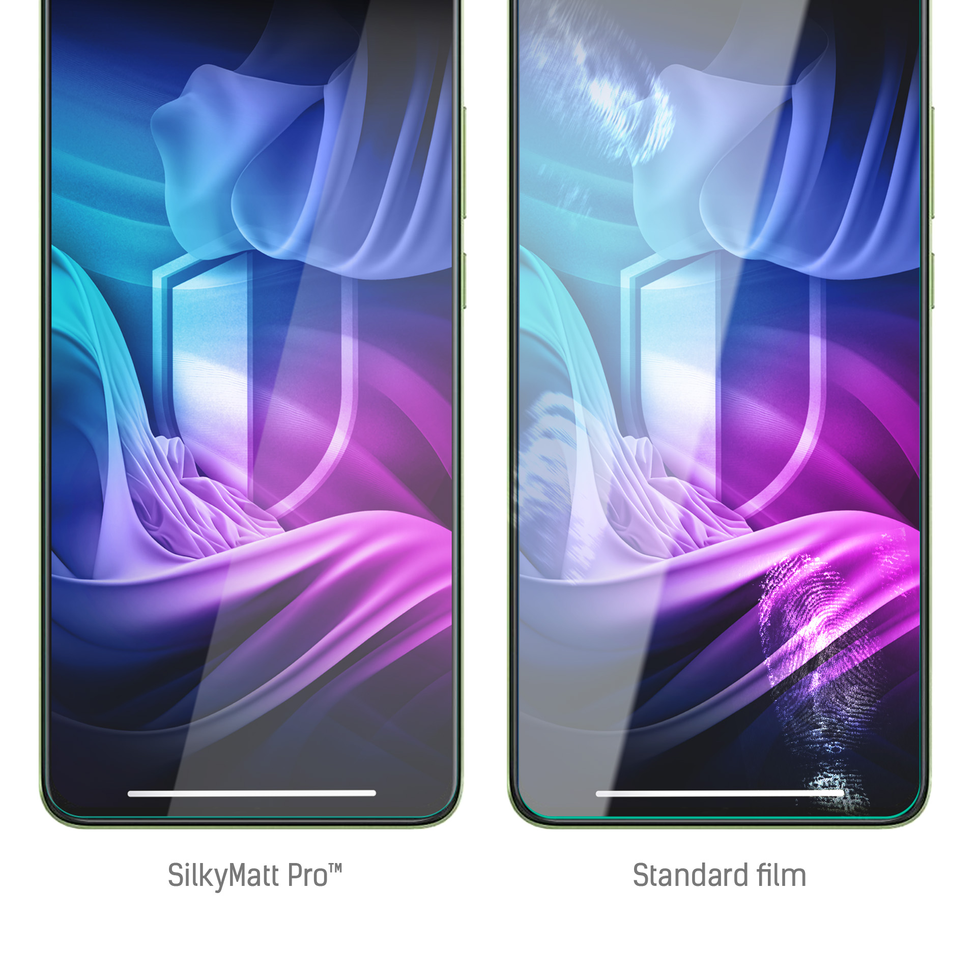 Due telefoni affiancati, uno con etichetta SilkyMatt Pro, l'altro Pellicola standard, entrambi con sfondi astratti blu e viola.