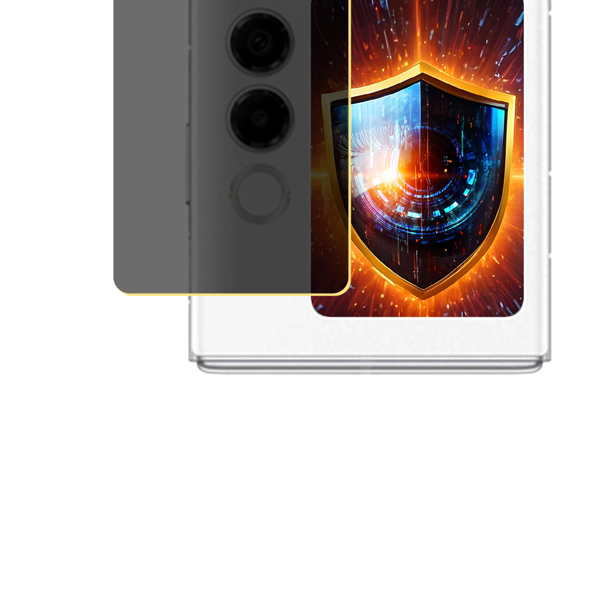 Un telefono e un logo a scudo. Il logo è dorato con un design di dati blu e rosso all'interno. Telefono a sinistra.