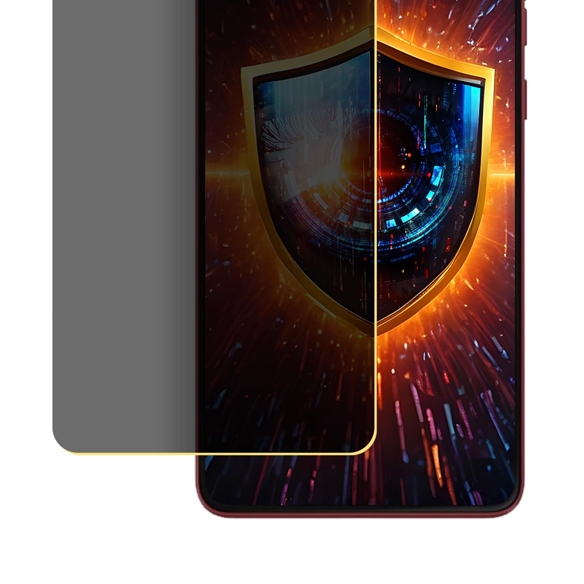 Smartphone con protezione schermo. Lo schermo mostra uno scudo con design a occhio, che brilla di blu e arancione.