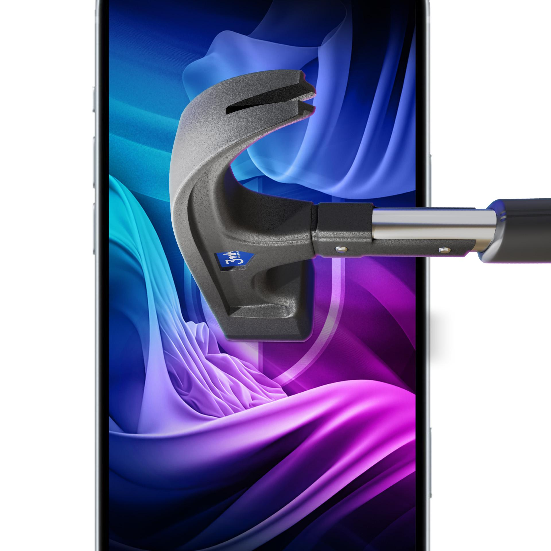 Un martillo golpea la pantalla de un teléfono. La pantalla muestra colores azul, morado y blanco.
