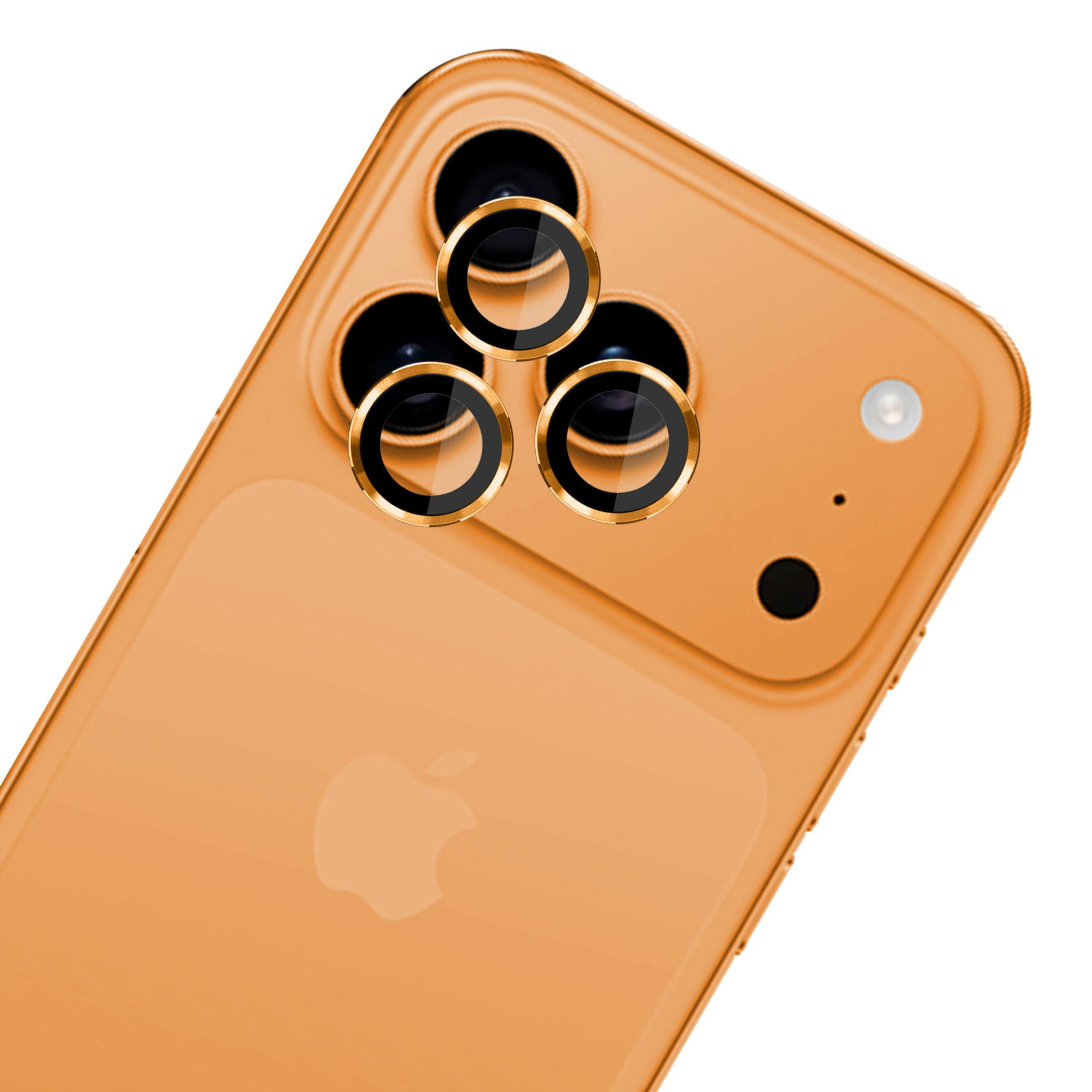 Retro del telefono dorato con tre obiettivi, un flash e un punto nero. Logo Apple visibile.
