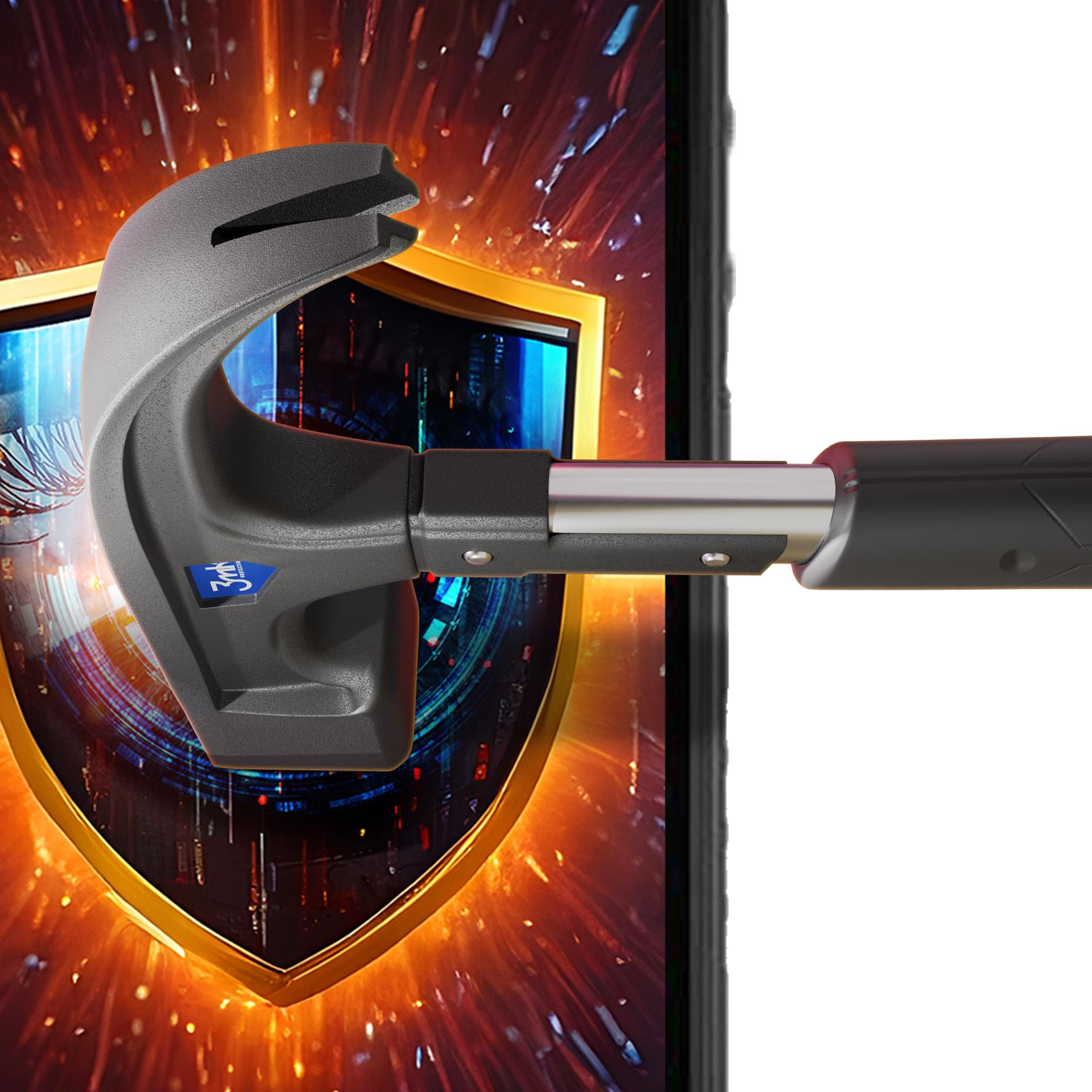 Młot uderzający w ekran telefonu, z grafiką tarczy z tyłu, koncepcja ochrony.