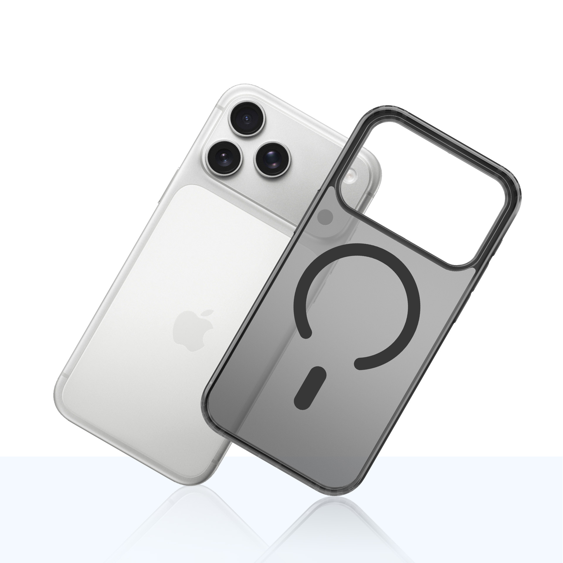 iPhone argentato con custodia trasparente e custodia nera. La custodia nera ha un cerchio magnetico.