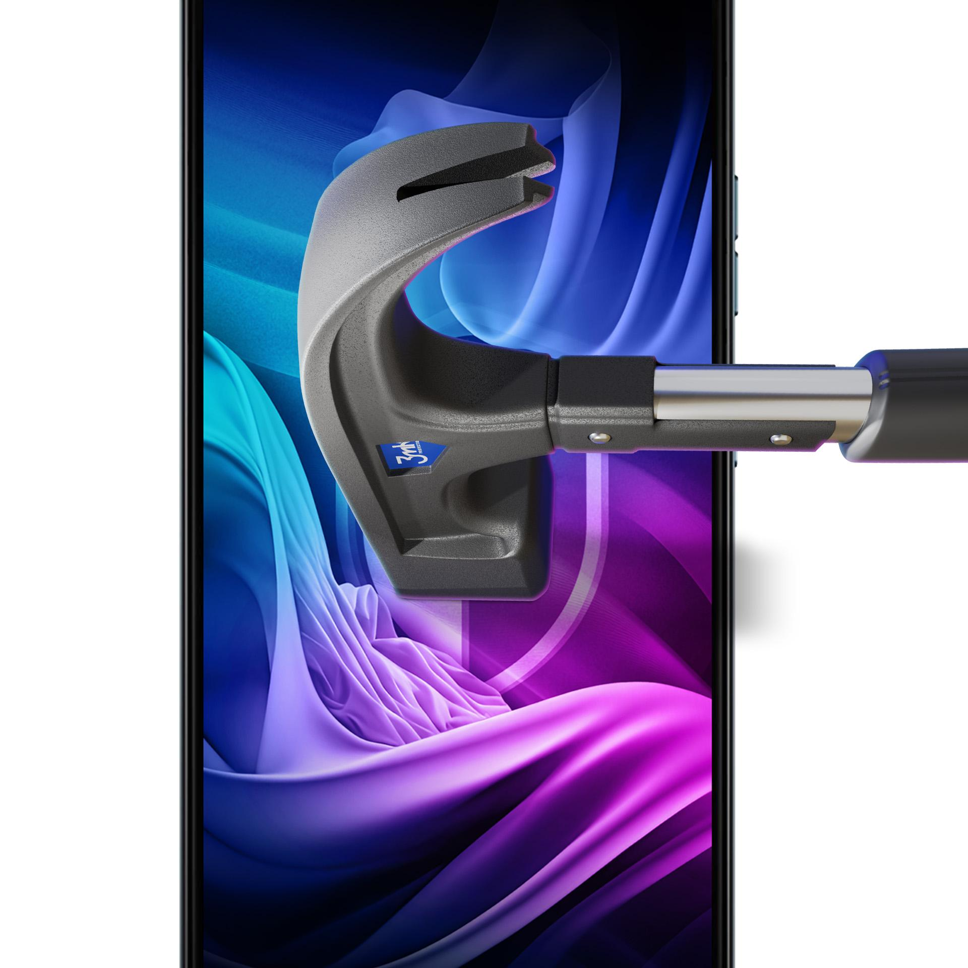 Ekran telefonu jest uderzany młotkiem. Ekran wyświetla kolorowe abstrakcyjne tło.