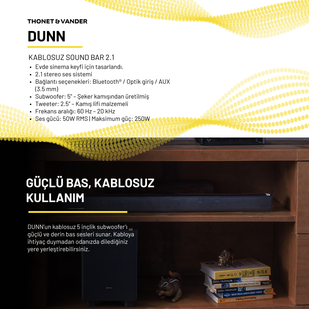 Ahşap bir rafta, kitaplar ve bir sincap figürü ile bir soundbar. Metin, soundbarın özelliklerini detaylandırır.