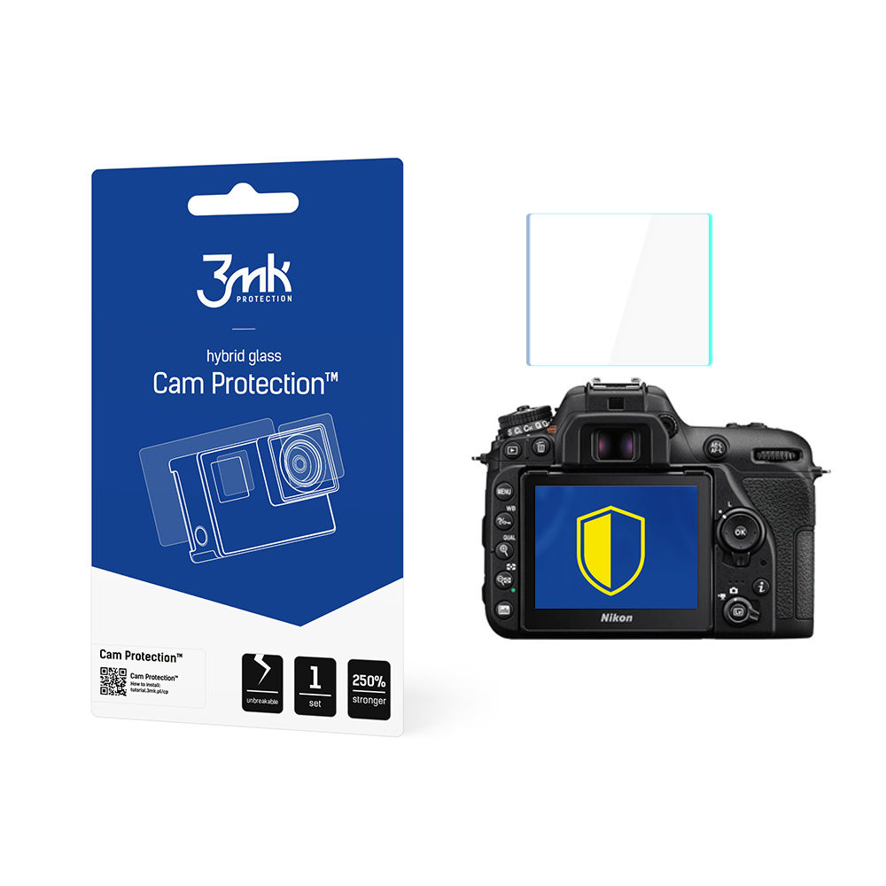 Una fotocamera con protezione schermo, una confezione per la protezione schermo e la protezione schermo stessa su sfondo bianco.