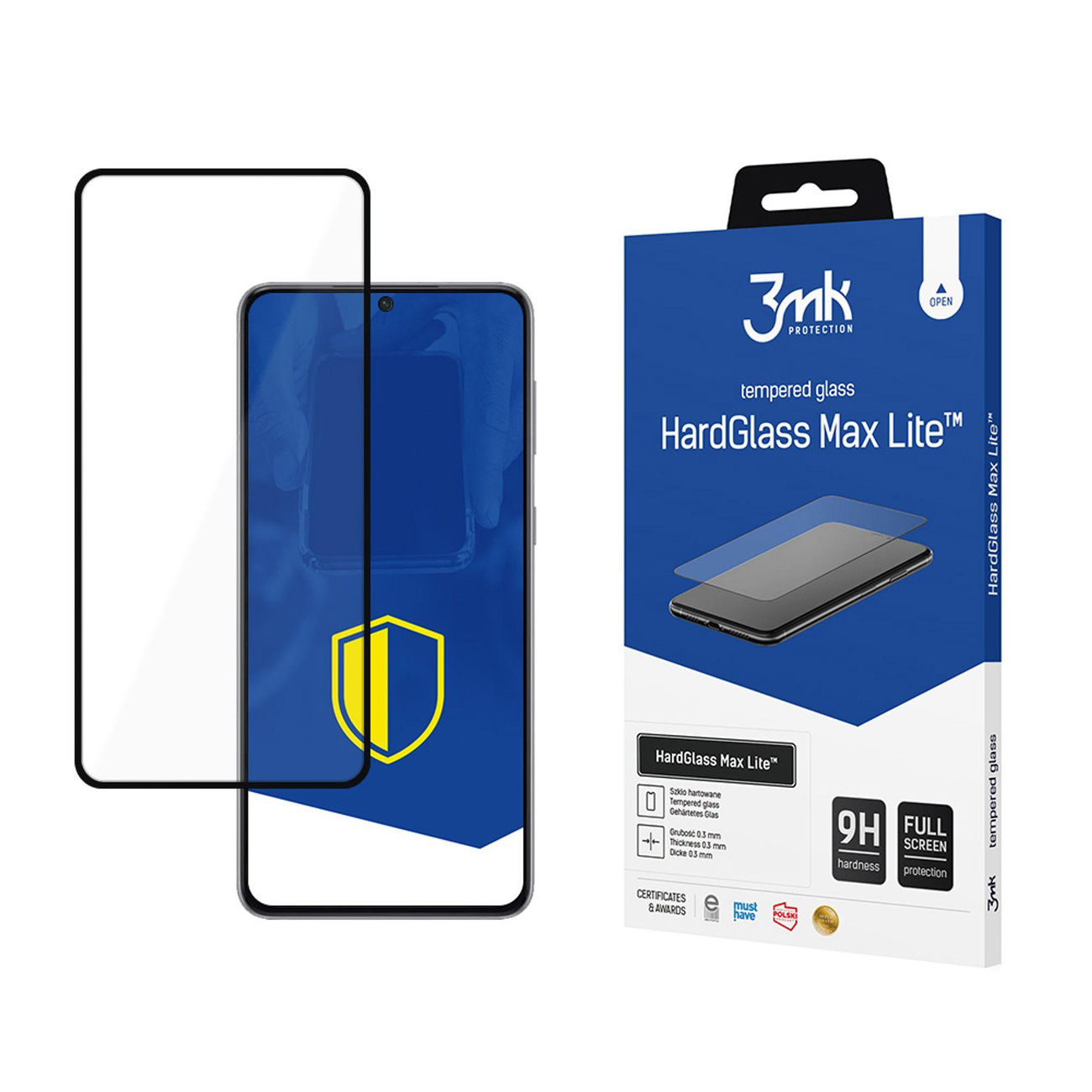 Telefon i pudełko z osłoną ekranu. Pudełko jest niebiesko-białe, z nazwą marki. Telefon jest czarny z osłoną.