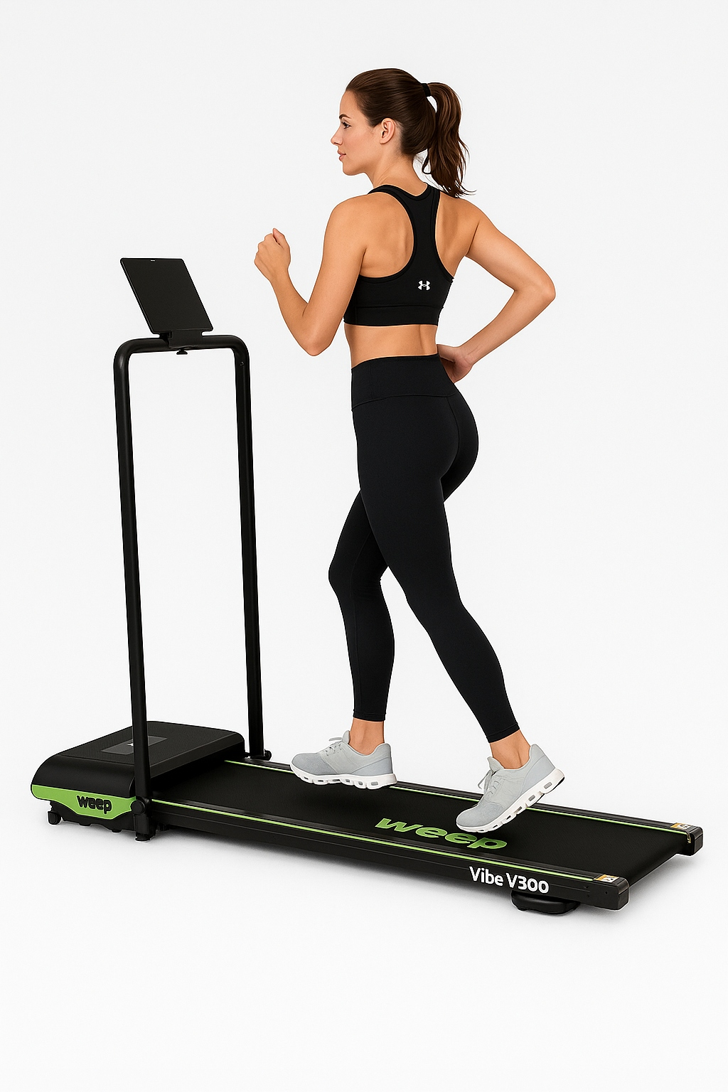 Kobieta w czarnym stroju sportowym biegnie na bieżni. Ma spięte włosy i szare trampki.