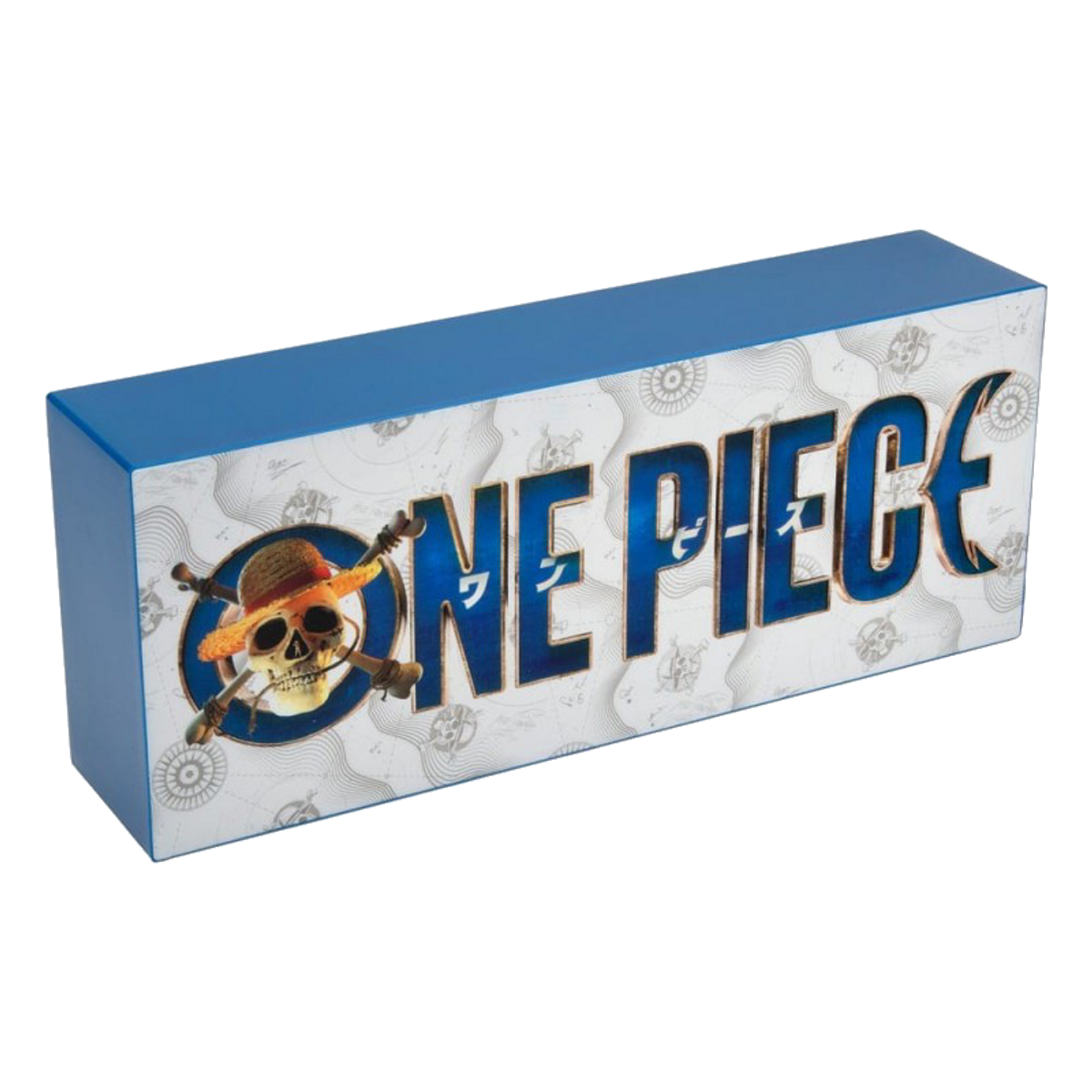 Una caja rectangular con las palabras ONE PIECE en azul, con un logotipo de calavera y sombrero de paja. El fondo tiene un diseño de mapa.