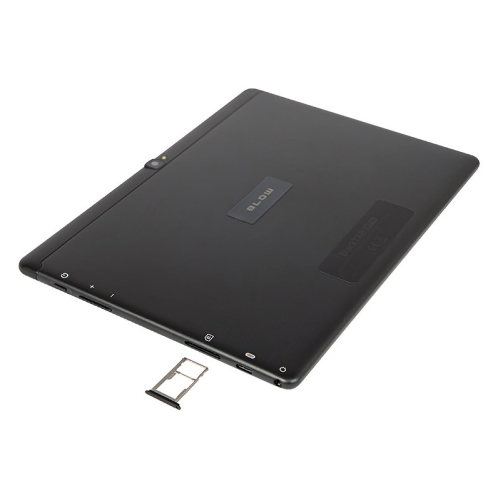 Czarny tablet z logo 'BLOW', tacką na kartę SIM i różnymi portami. Tablet jest lekko pochylony na białym tle.