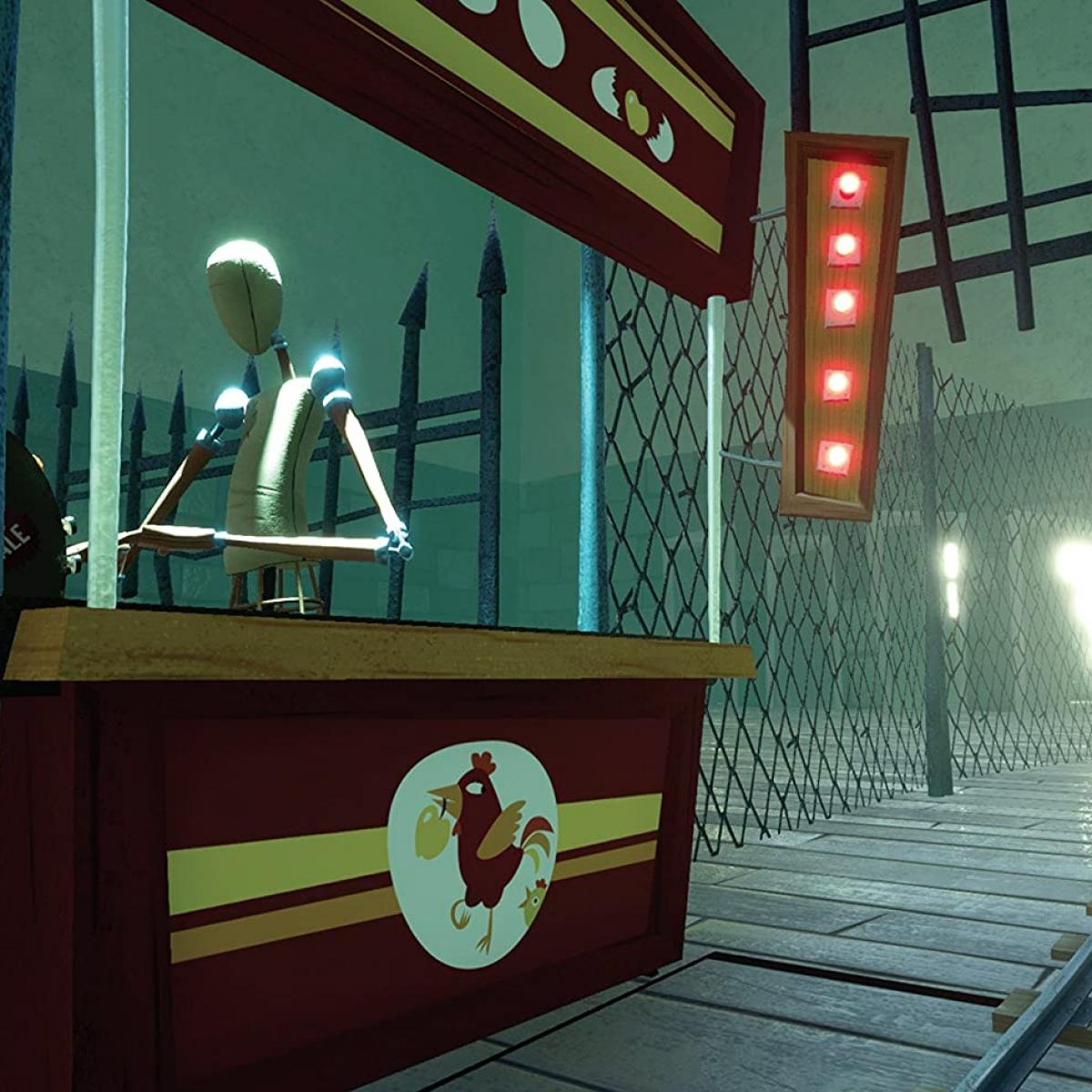 Stragan z logo kurczaka, manekinem i czerwonym światłem. Stragan znajduje się w ciemnym miejscu z ogrodzeniem i drewnianą kładką.