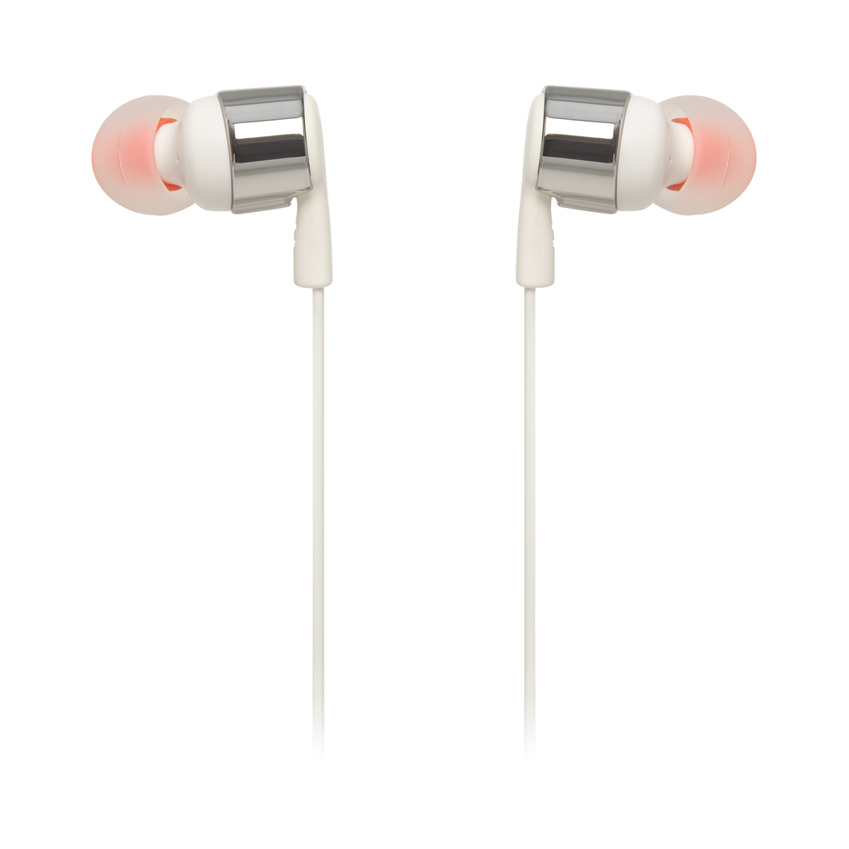 Dos auriculares blancos con detalles plateados y puntas naranjas sobre fondo negro. Los cables cuelgan hacia abajo.