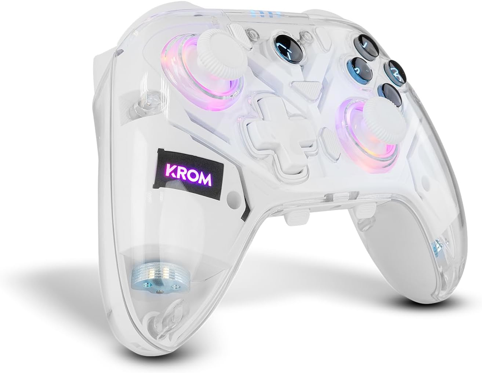 Un mando de juegos KROM blanco transparente con botones brillantes. Los botones son negros y blancos, con luces moradas y azules.