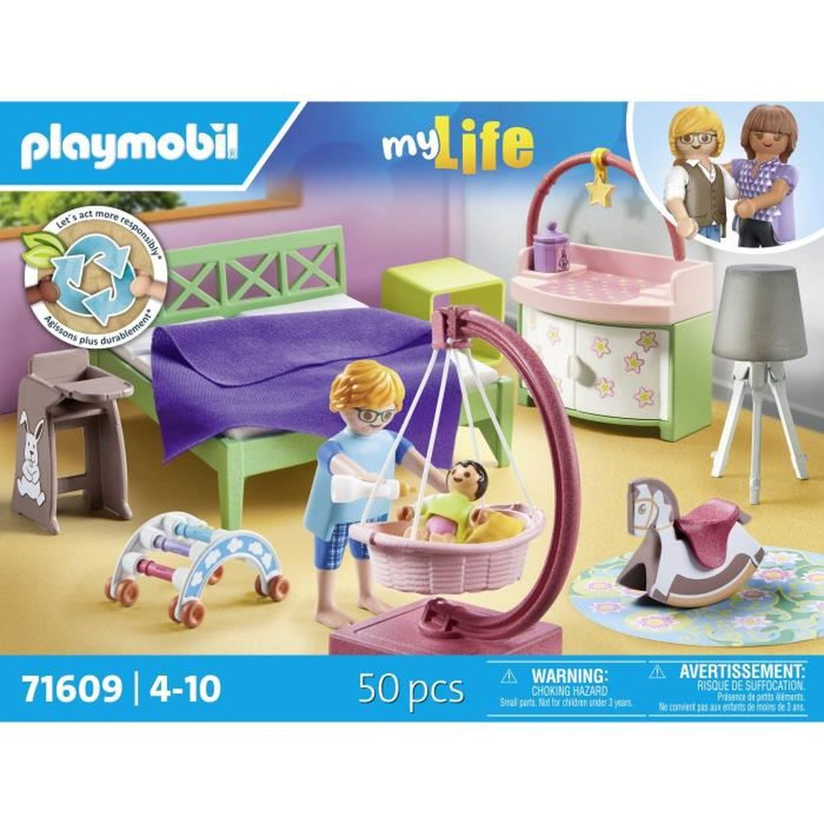 Playmobil-Set mit Schlafzimmer-Szene. Enthält ein Bett, eine Schaukel, eine Krippe, Spielzeug und Figuren. Pastellfarben dominieren die Szene.