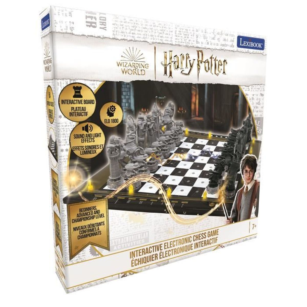 Scatola del gioco di scacchi interattivo di Harry Potter. Scacchiera con figure. Harry Potter e testo su una scatola bianca e gialla.
