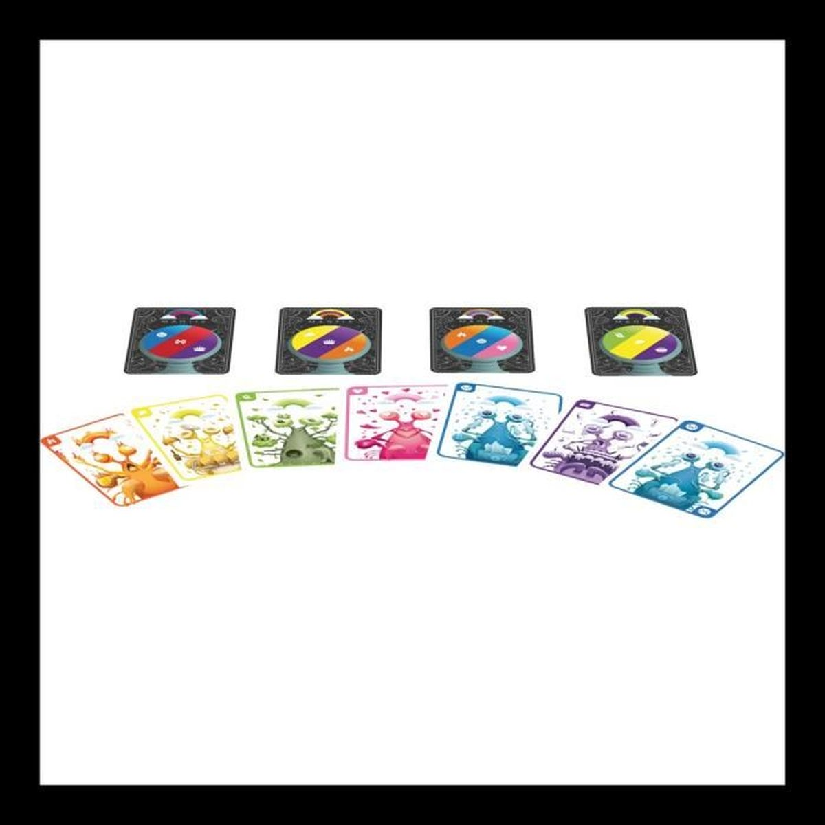 Spielkarten mit farbenfrohen Designs und Charakteren sind angeordnet. Obere Reihe hat runde Karten. Untere Reihe hat verschiedene Charakterkarten.