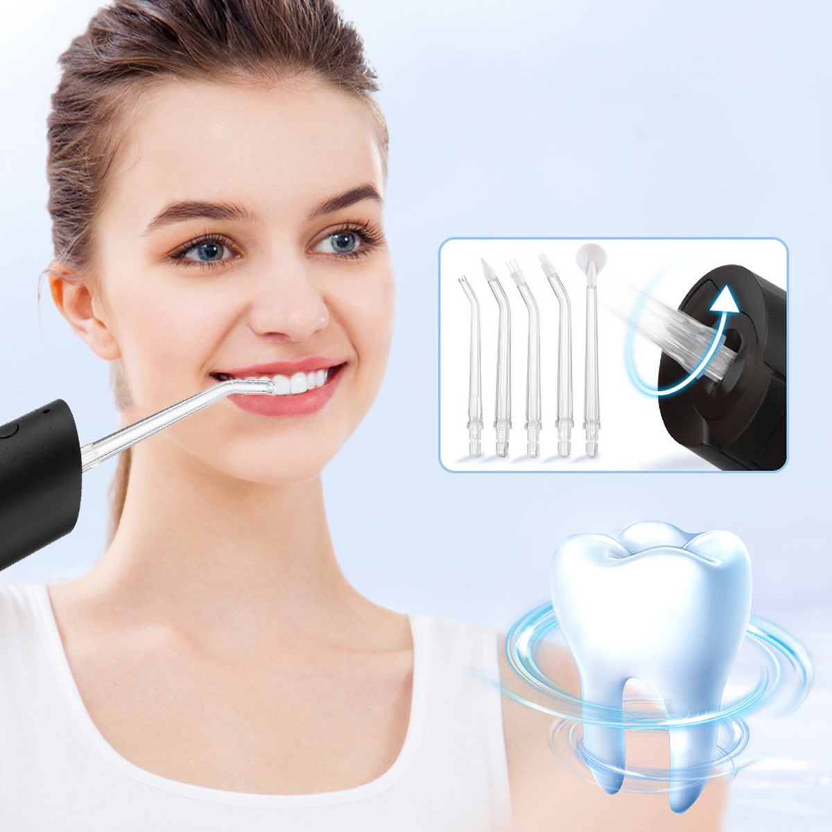 Kobieta używa irygatora do zębów. Pokazano kilka końcówek i ząb. Kobieta uśmiecha się białymi zębami i czystą skórą.