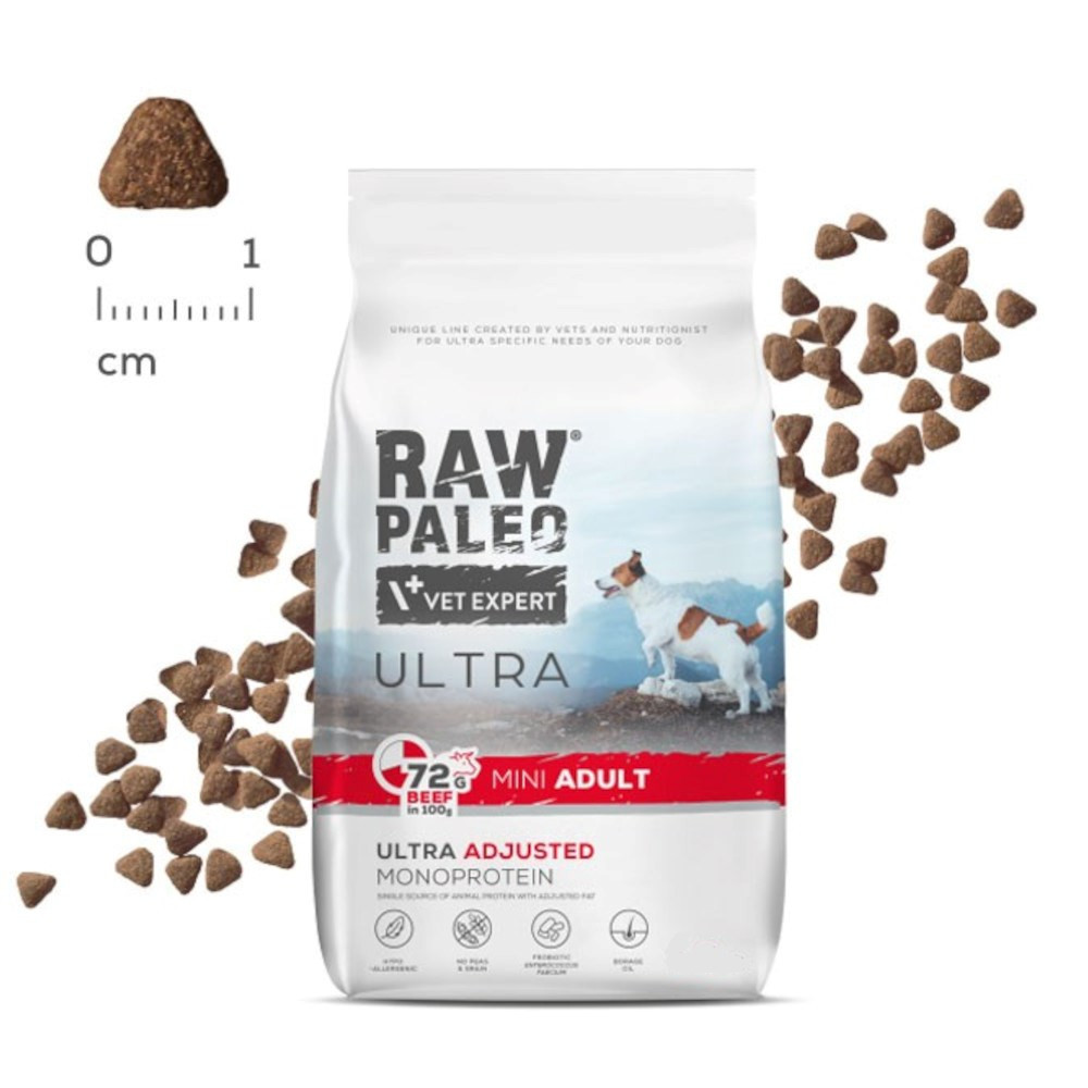 Torba z karmą dla psów z krokietami wokół. Na torbie napis 'Raw Paleo Ultra' i zdjęcie psa.