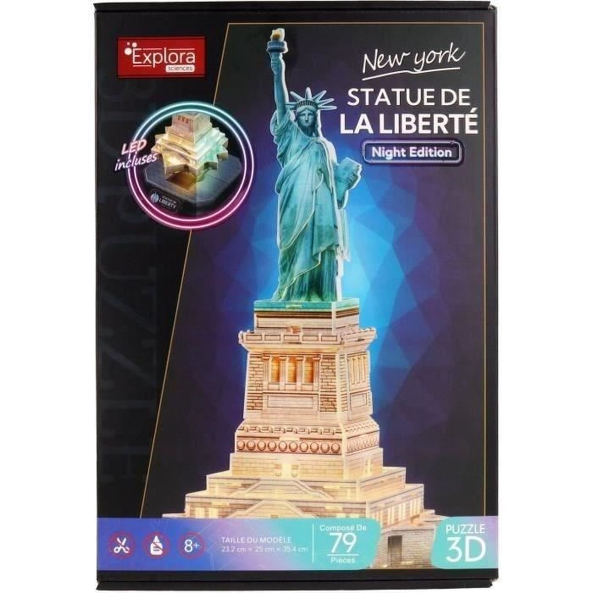 La scatola mostra un puzzle 3D della Statua della Libertà. Include luci a LED. La scatola è nera con la statua al centro.