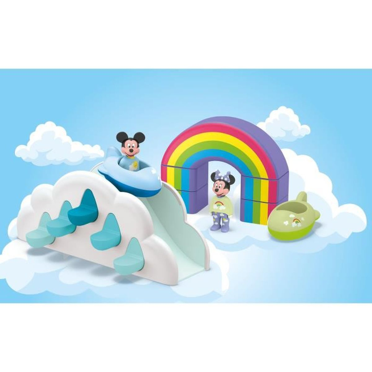 Giocattoli di Topolino e Minnie Mouse su uno scivolo a forma di nuvola, un arcobaleno e un giocattolo a forma di barca verde contro un cielo blu con nuvole.