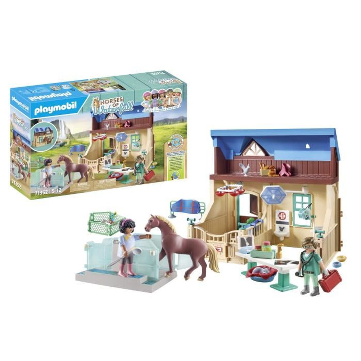 Set Playmobil: Horses of Waterfall. Include un cavallo, personaggi, clinica veterinaria e accessori. Scatola in alto a sinistra.