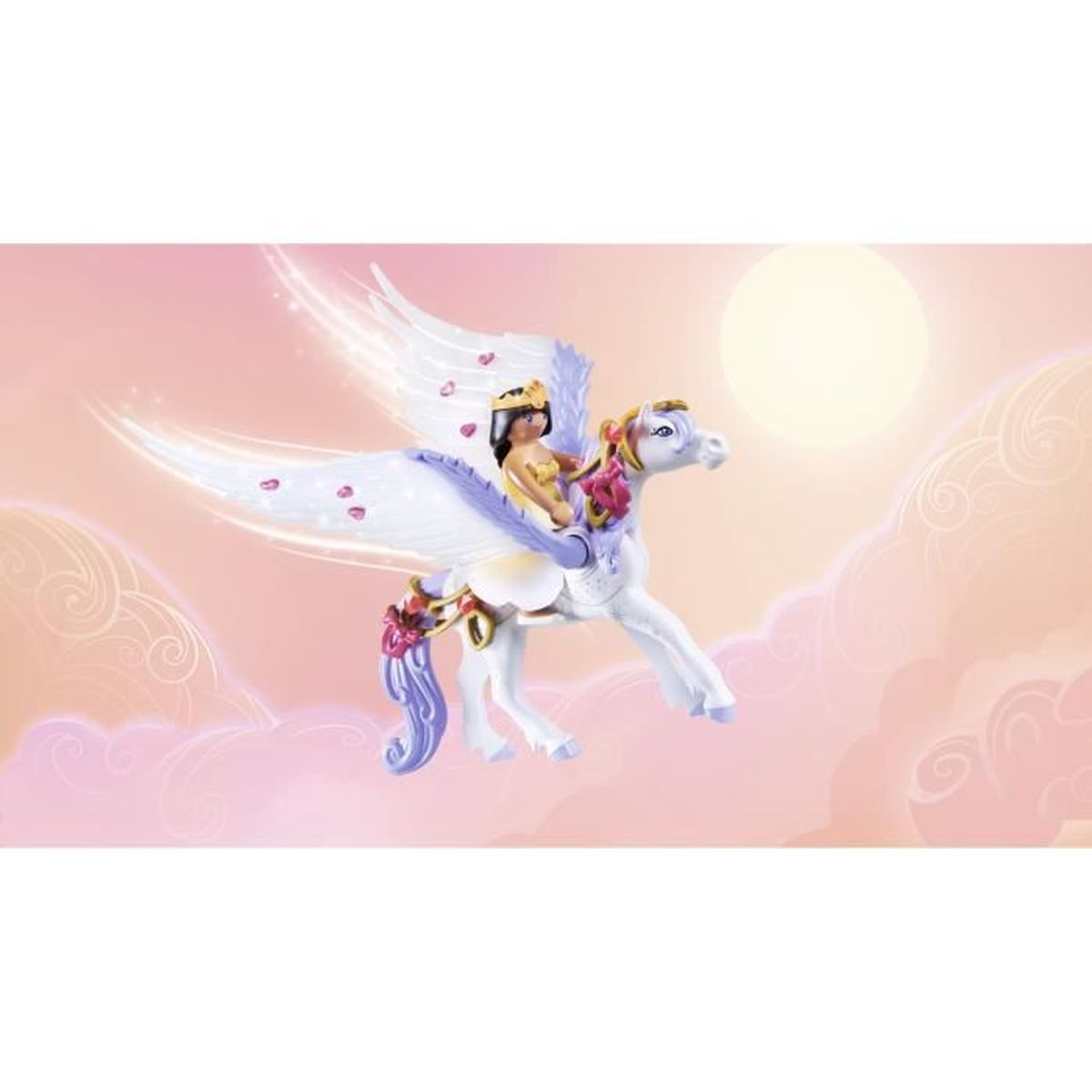 Un Pegaso bianco con un cavaliere vola attraverso un cielo rosa, con un grande sole sullo sfondo.