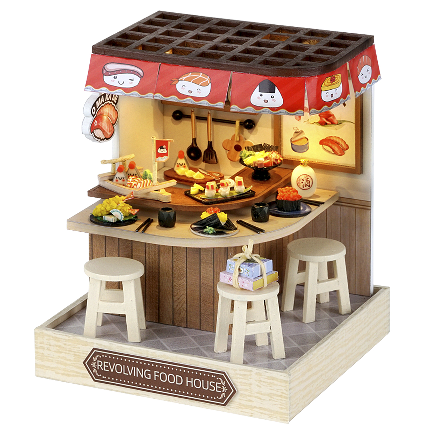 Modello di negozio di sushi in miniatura con sgabelli, sushi e tenda rossa. Include sushi, sake e altre decorazioni a tema giapponese.