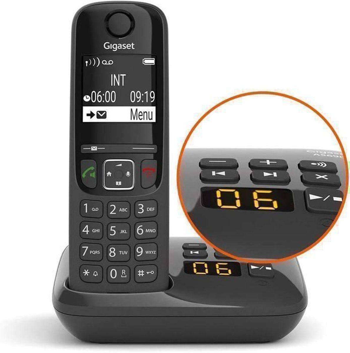 Ein Gigaset-Schnurlostelefon mit Zeitanzeige. Die Basisstation hat Knöpfe. Das Telefon zeigt 06:00 und 09:19.