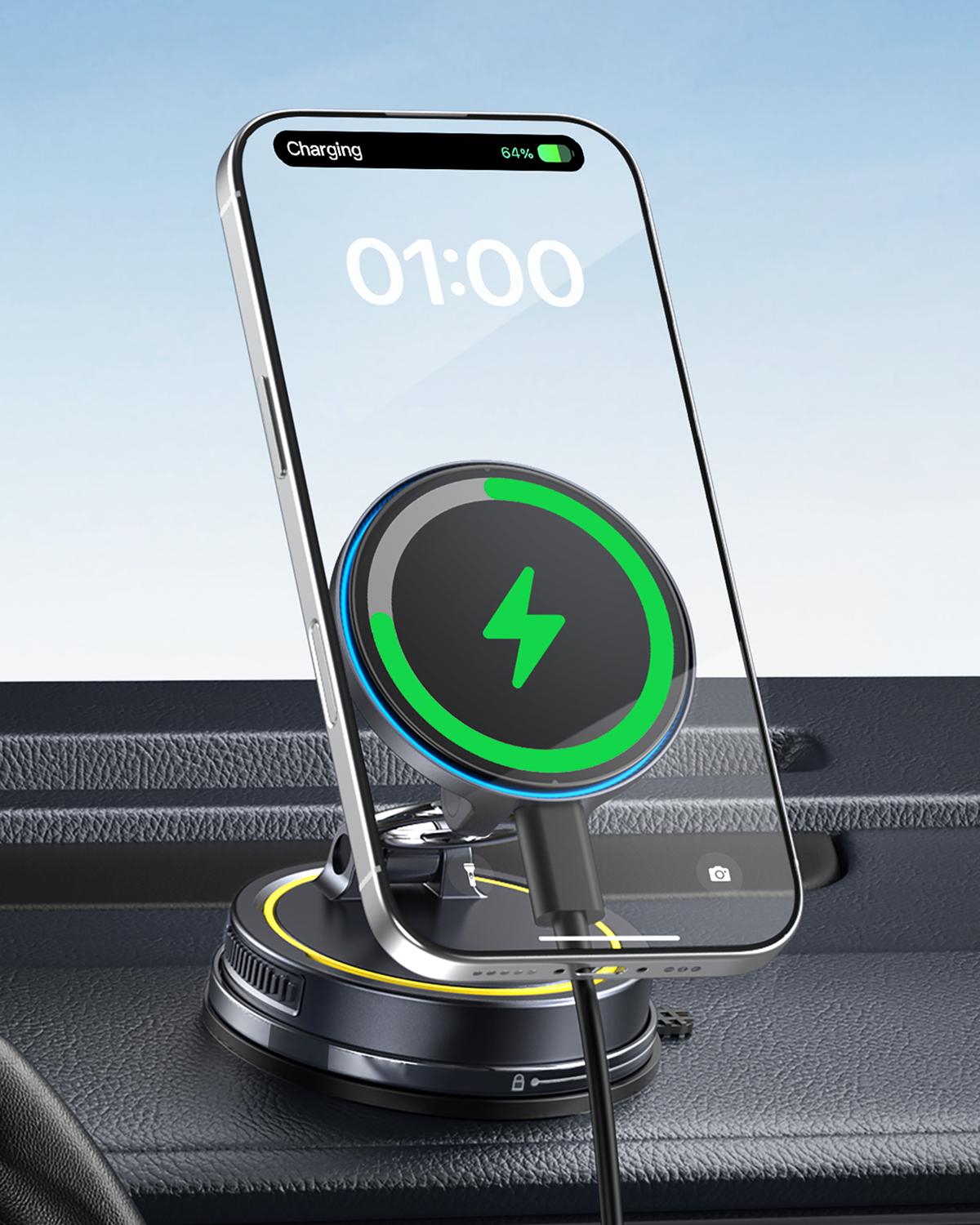 Ein Telefon wird in einem Auto auf einer Halterung geladen. Das Telefon zeigt 64 % Ladung an. Die Halterung ist schwarz und silber.